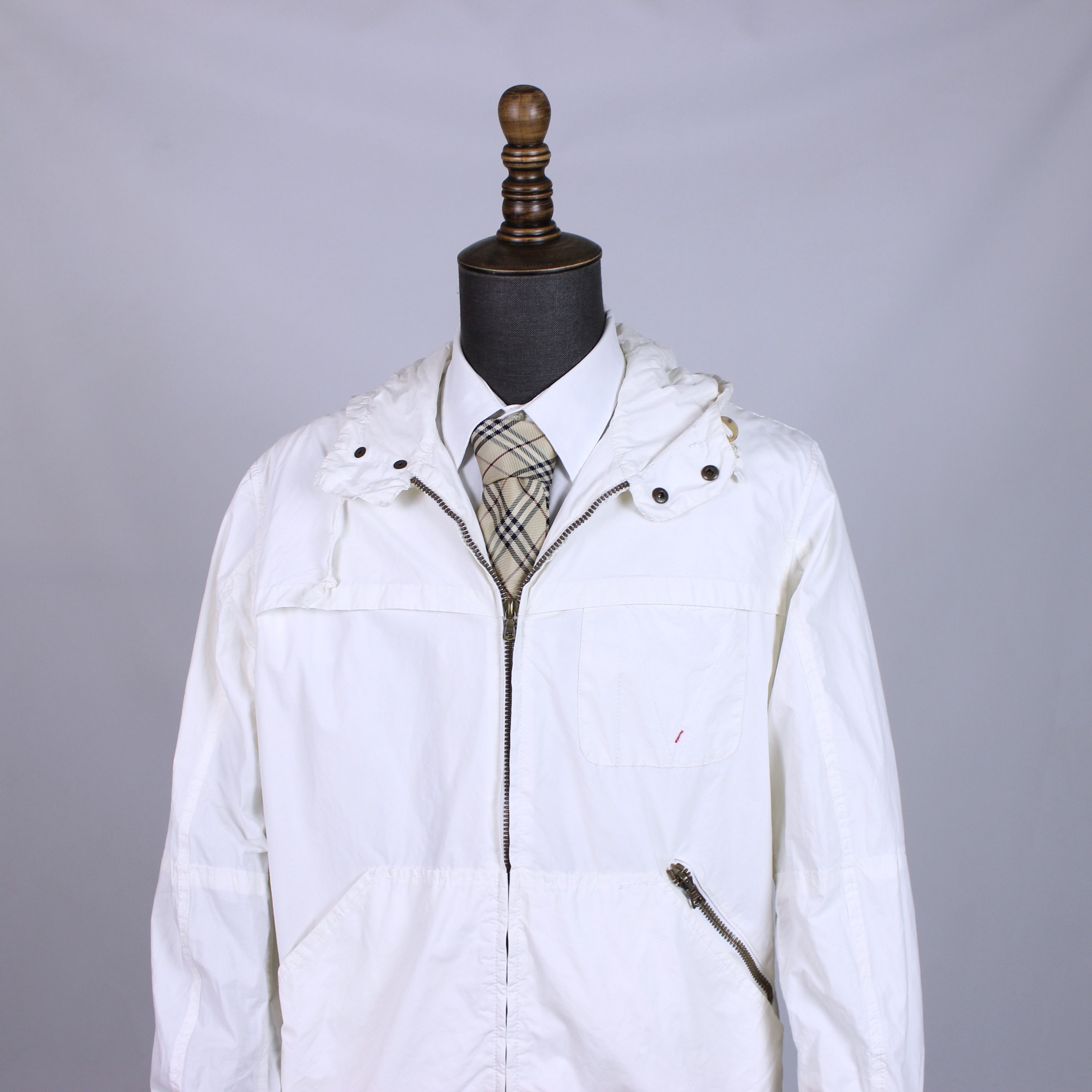 Valentino Valentino vintage light jacket full zip RIRI M L 50 52 Size US L / EU 52-54 / 3 - 3 Thumbnail