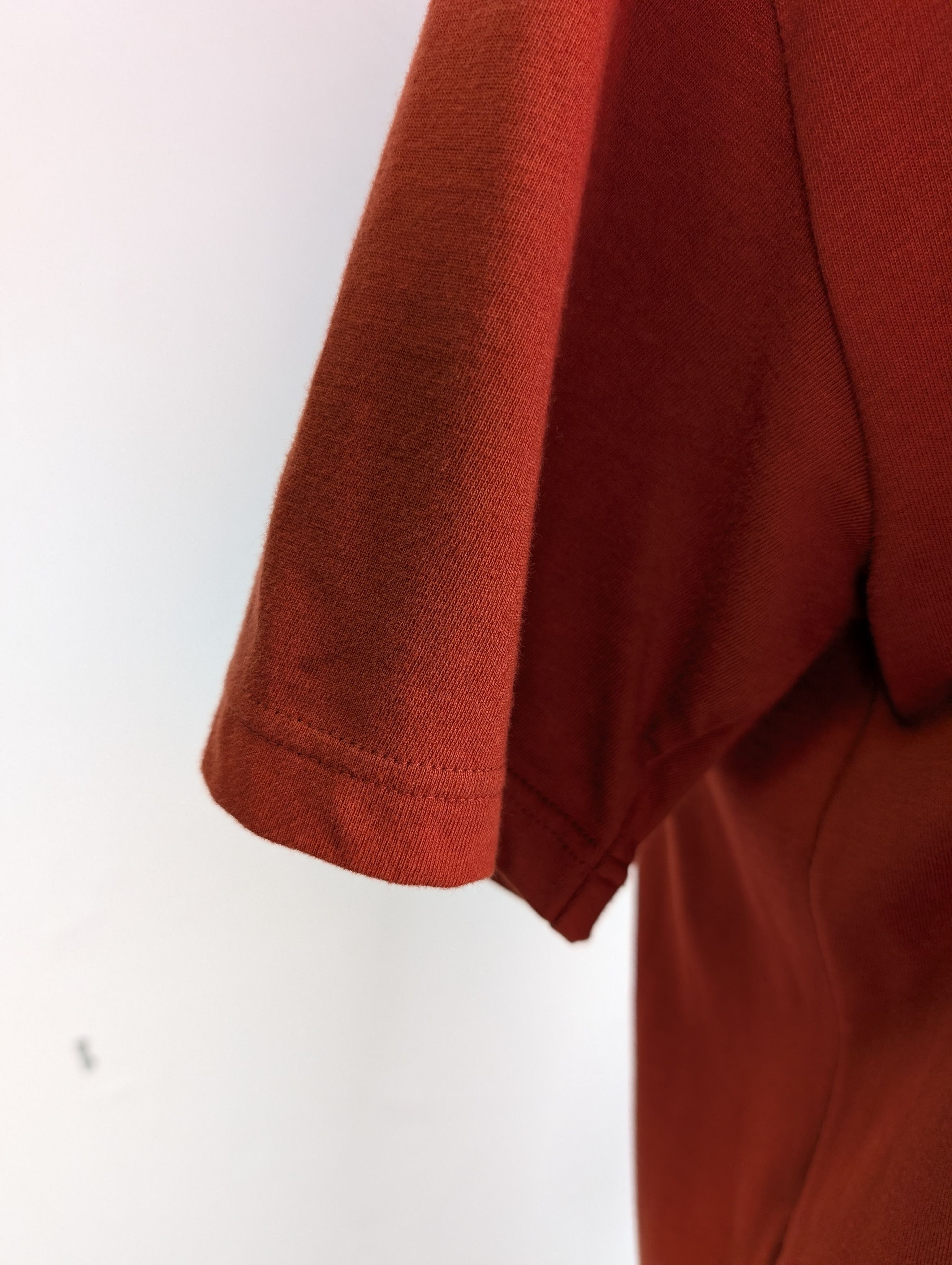 Maison MIHARA YASUHIRO Maison Mihara Yasuhiro Reddish Brown T-shirt Dress Shirt Size S / US 4 / IT 40 - 3 Thumbnail