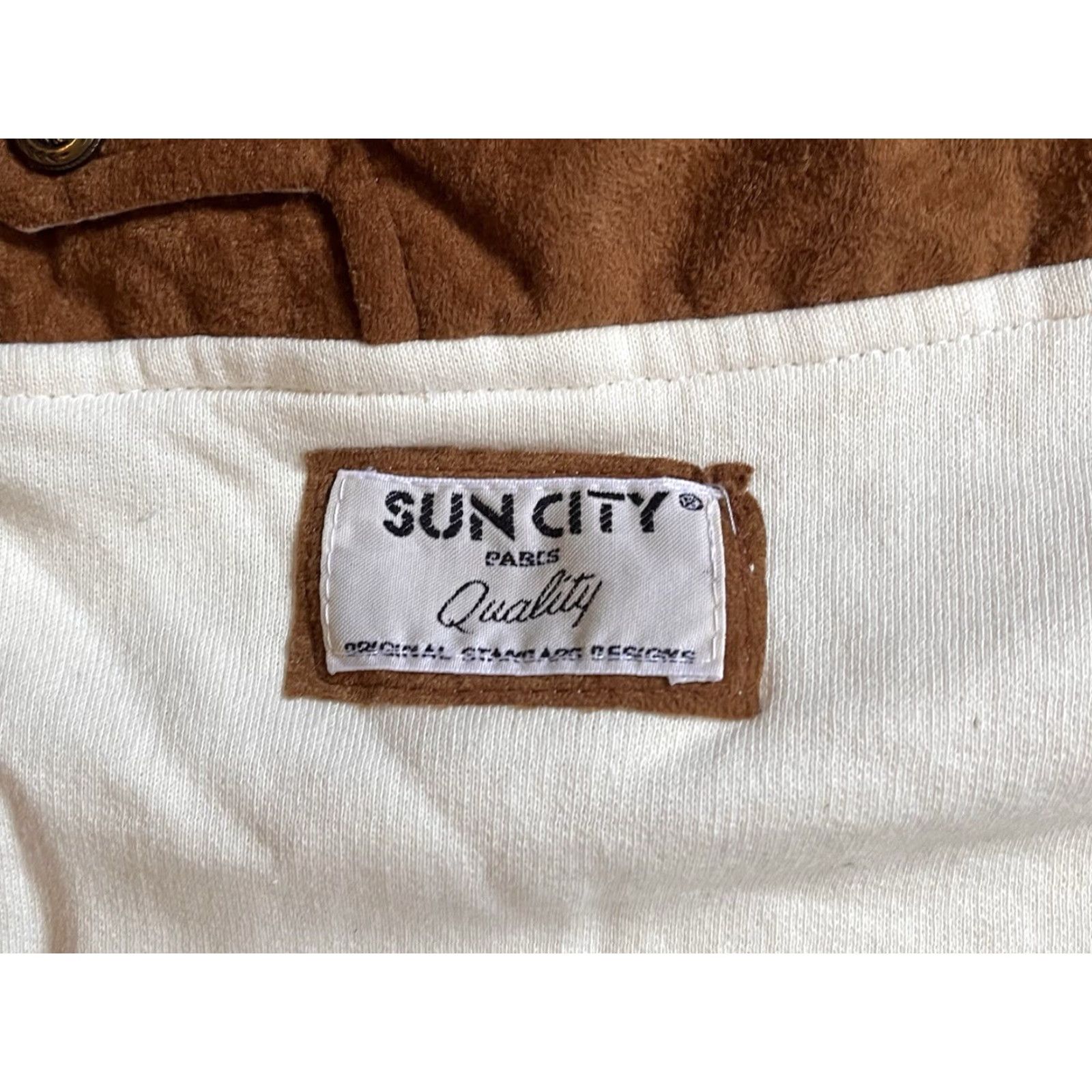 Vintage VINTAGE Sun City Paris Asymmetrical Button Sweater Men’s XL White Brown 90s Size US XL / EU 56 / 4 - 3 Thumbnail