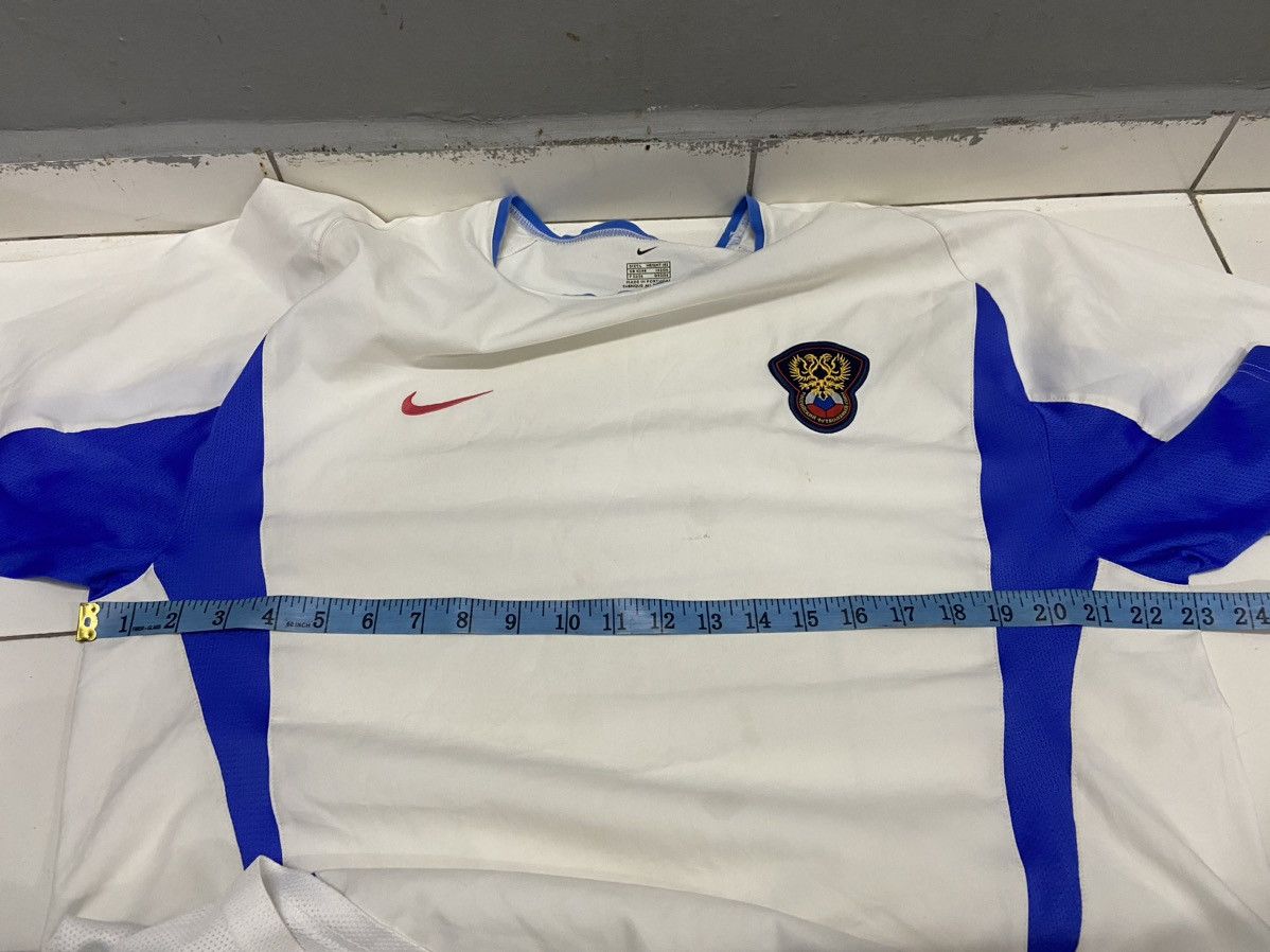 Nike VINTAGE NIKE RUSSIA 2002/03 HOME FOOTBALL JERSEY Size US L / EU 52-54 / 3 - 11 Thumbnail