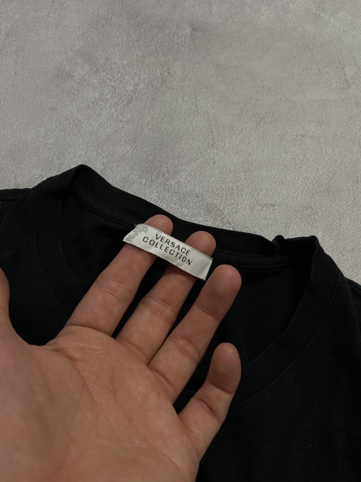 Designer 🙈 Vintage T Shirt Versace Knit Mini Logo Size US M / EU 48-50 / 2 - 3 Thumbnail