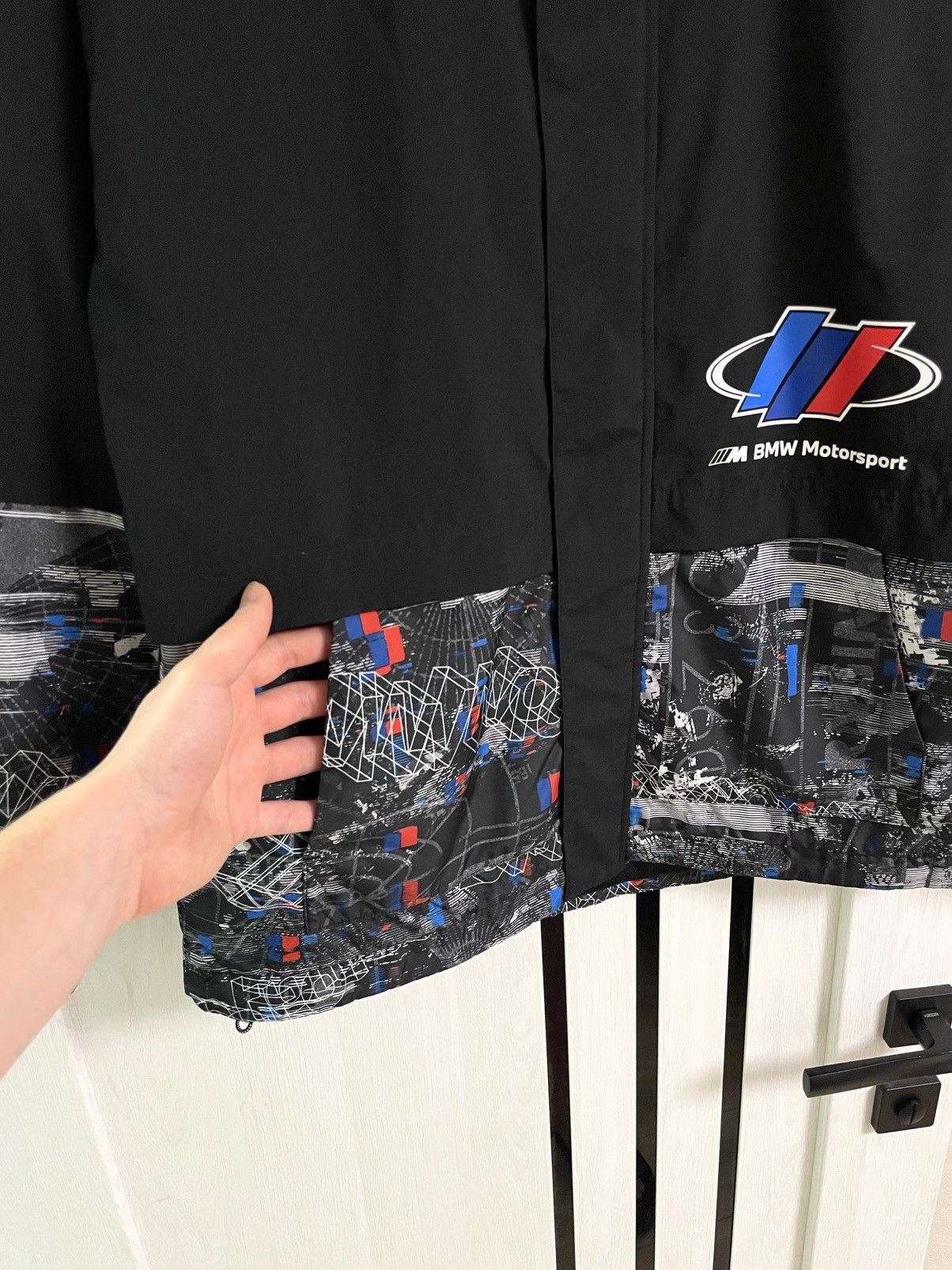 BMW Puma BMW M Motorsport Jacket Hooded Windbreaker Racing Size US S / EU 44-46 / 1 - 9 Thumbnail