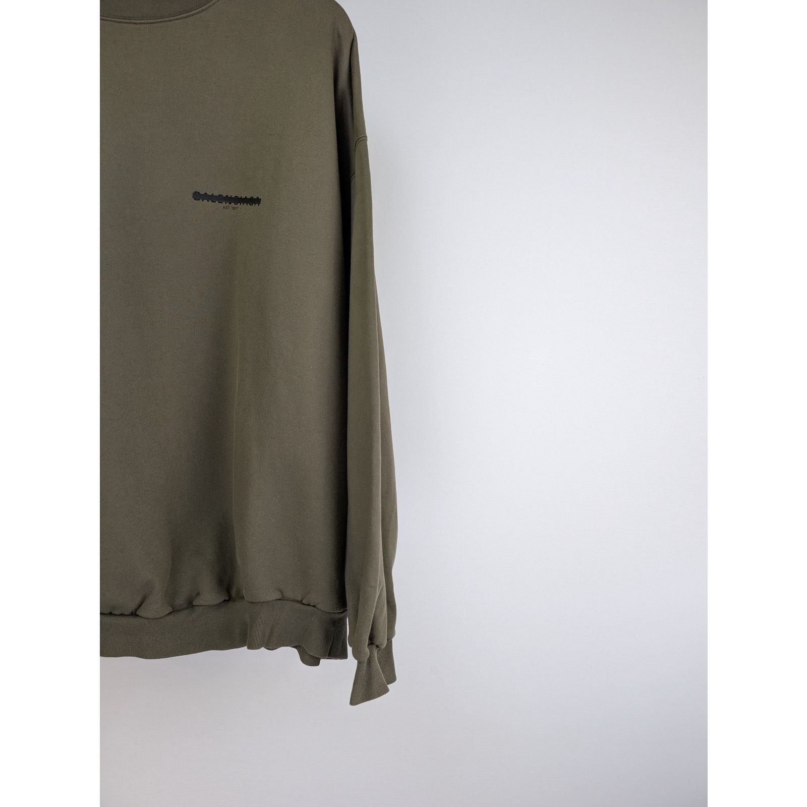 Balenciaga o1rshd1 Strike 1917 Print Medium Crewneck Sweatshirt Brown Size US L / EU 52-54 / 3 - 3 Thumbnail
