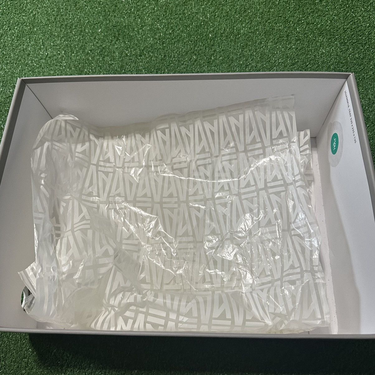 A Ma Maniere × Jordan Brand Air Jordan 3 Retro SP A Ma Maniere Raised By Women Size 9.5M Size US 9.5 / EU 42-43 - 14 Thumbnail