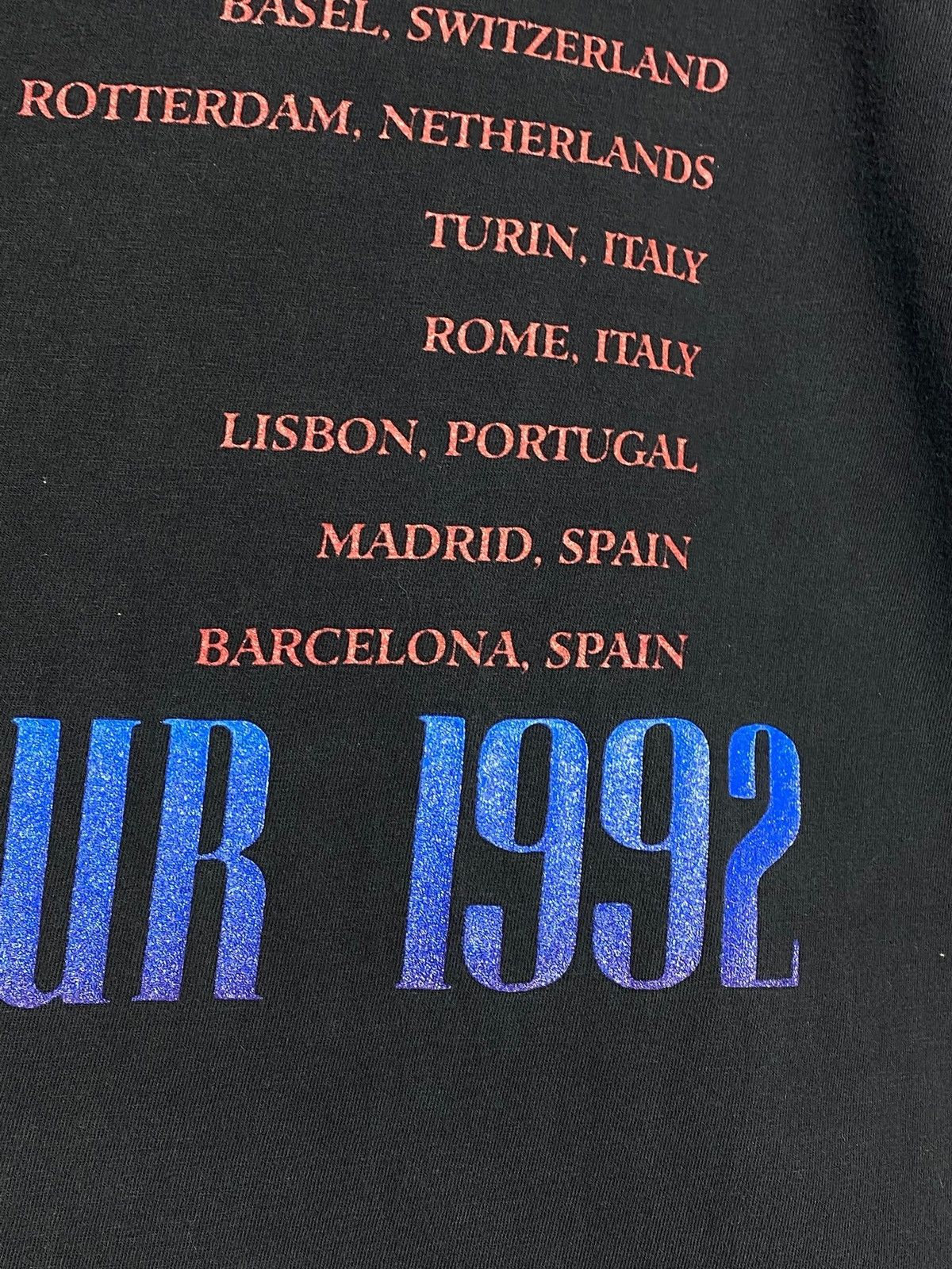 Band Tees 🔥 VINTAGE 90s GUNS N ROSES COMA WORLD TOUR SINGLE STITCH Size US L / EU 52-54 / 3 - 10 Thumbnail