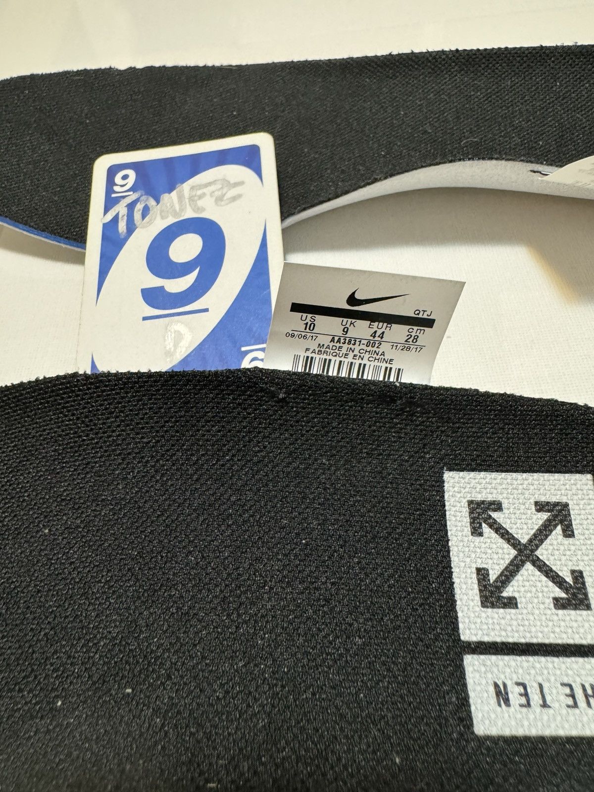 Nike × Off-White Nike Off White Air VaporMax Size US 10 / EU 43 - 10 Thumbnail