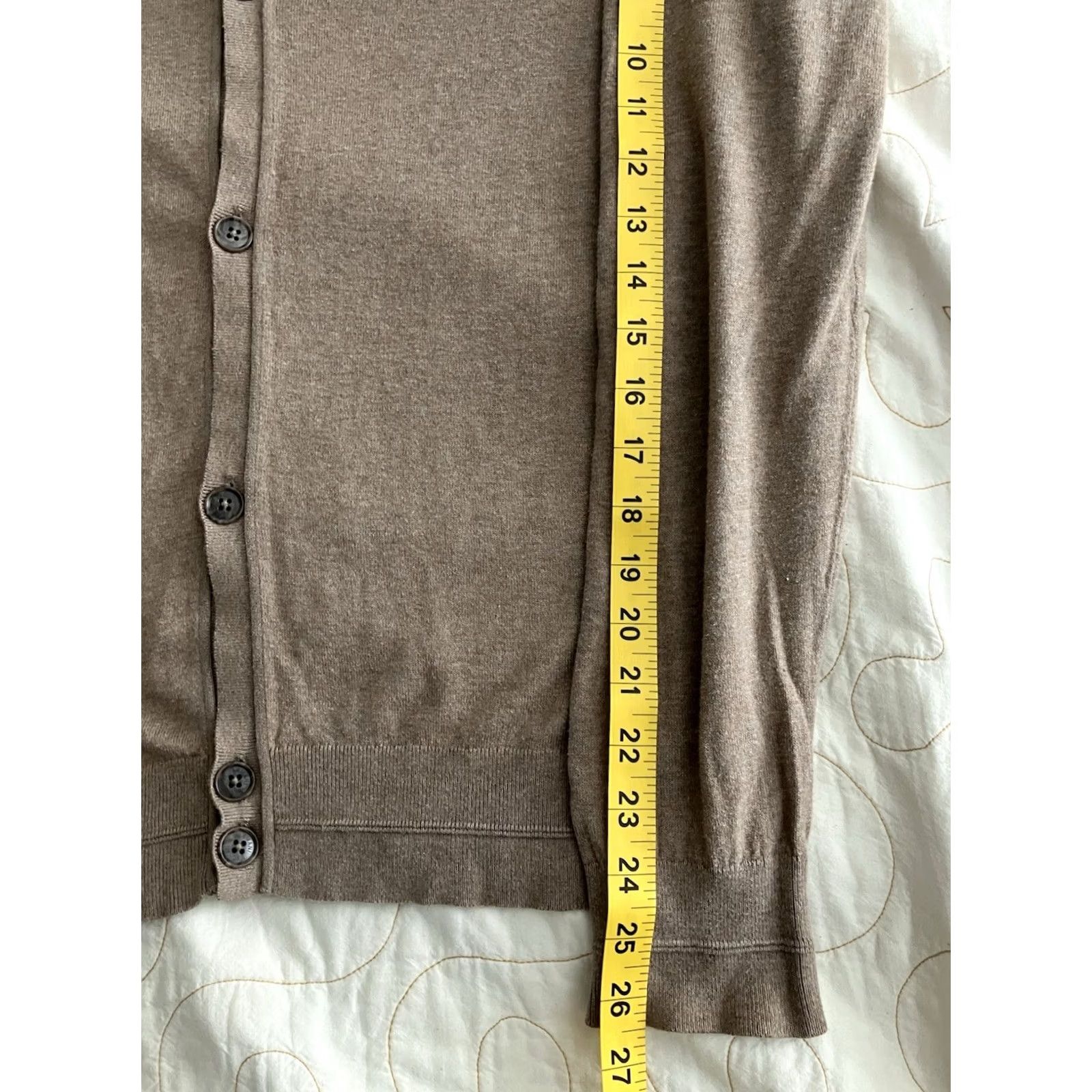 Giorgio Armani VINTAGE Giorgio Armani Cardigan M Merino Wool Button-Front Beige Men Regular Knit Journey Party/Cocktail Swank Mens Size US M / EU 48-50 / 2 - 6 Thumbnail