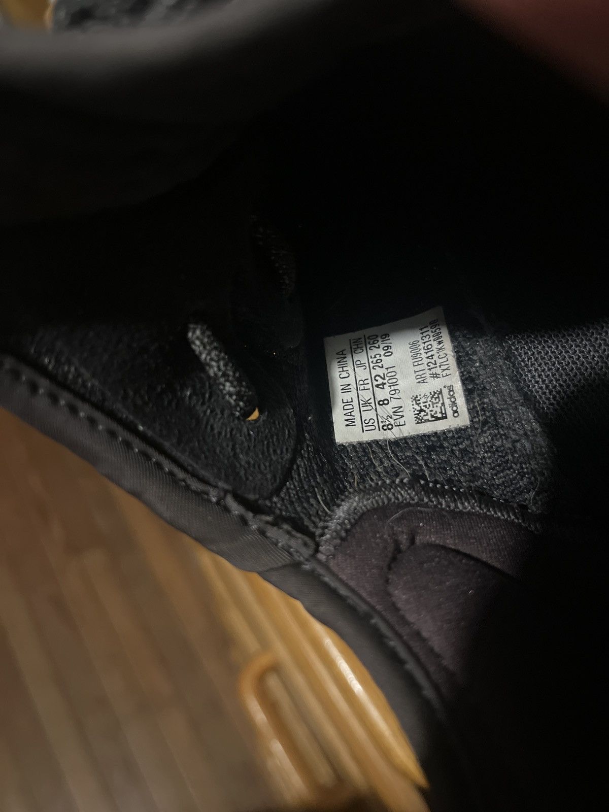 Yeezy Boost 350 V2