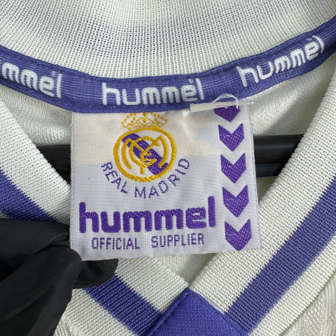 Other Hummel Real Madrid 1989-90 Home Jersey White Vintage Mens L Size US L / EU 52-54 / 3 - 5 Thumbnail