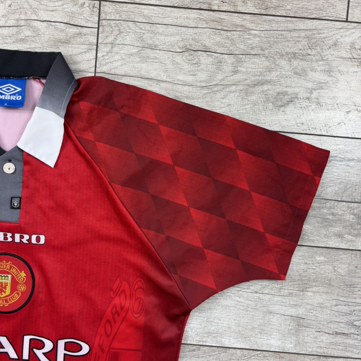 Umbro Manchester United Home Shirt 1996-1998 Size US M / EU 48-50 / 2 - 3 Thumbnail