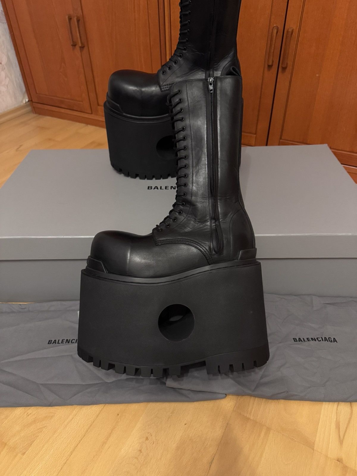 Balenciaga Balenciaga SS25 RUNWAY 180 MM Platform Giant Boots Size US 9 / EU 42 - 3 Thumbnail