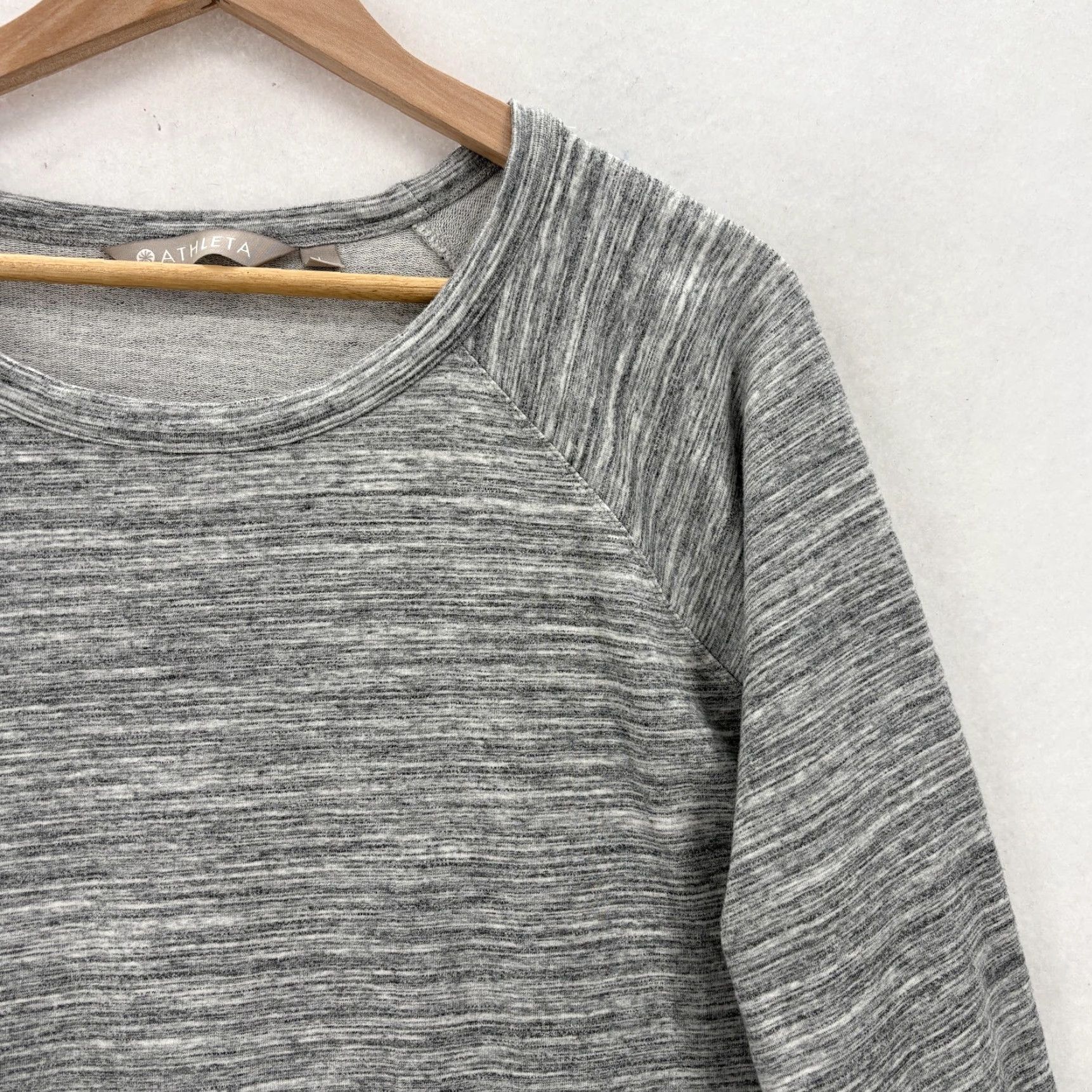 Athleta Athleta Sweatshirt Womens Large Gray Coaster Luxe Tencel Blend Raglan Pullover Size L / US 10 / IT 46 - 2 Thumbnail