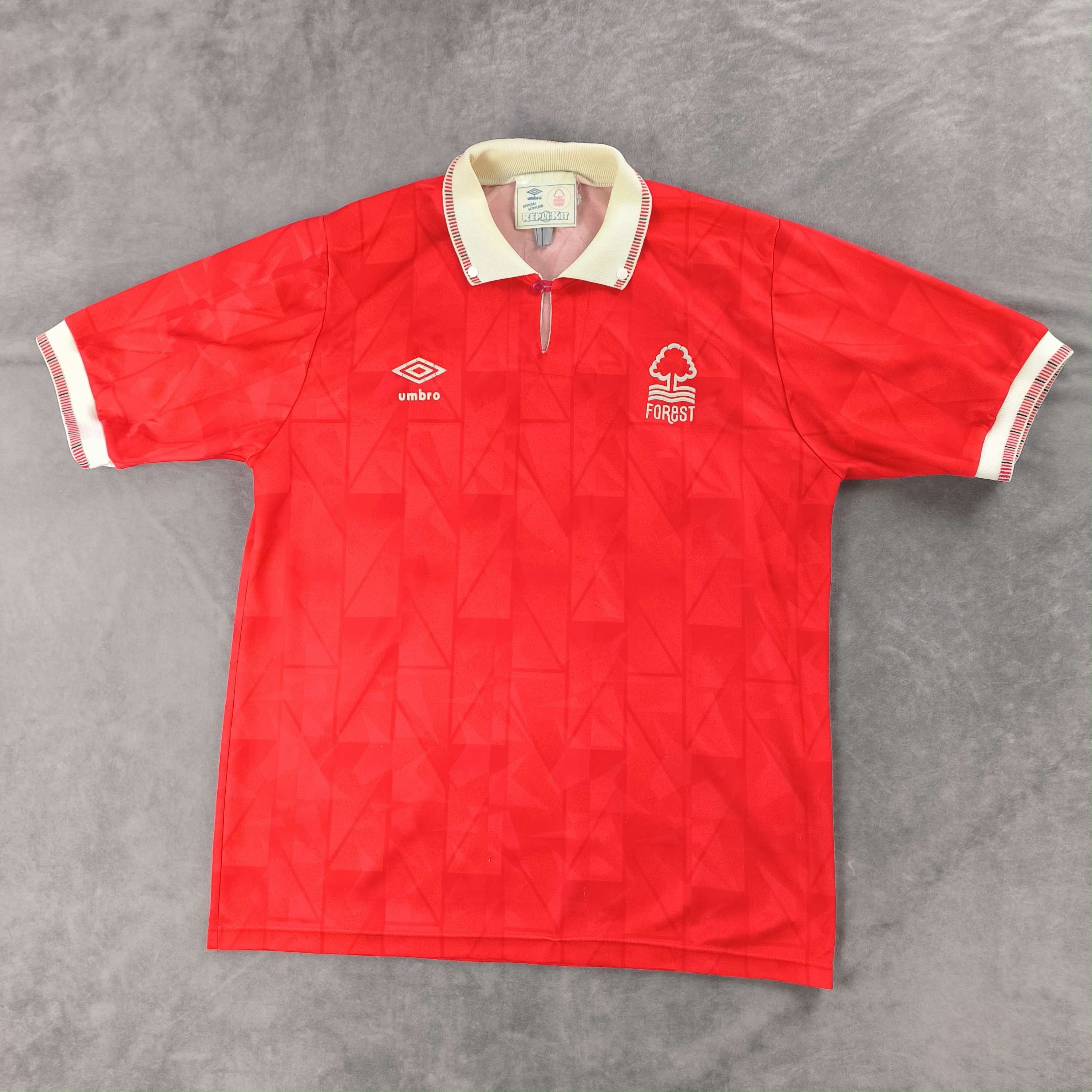 Umbro Nottingham Forest 1990-92 Umbro home football jersey size M Size US M / EU 48-50 / 2 - 1 Thumbnail
