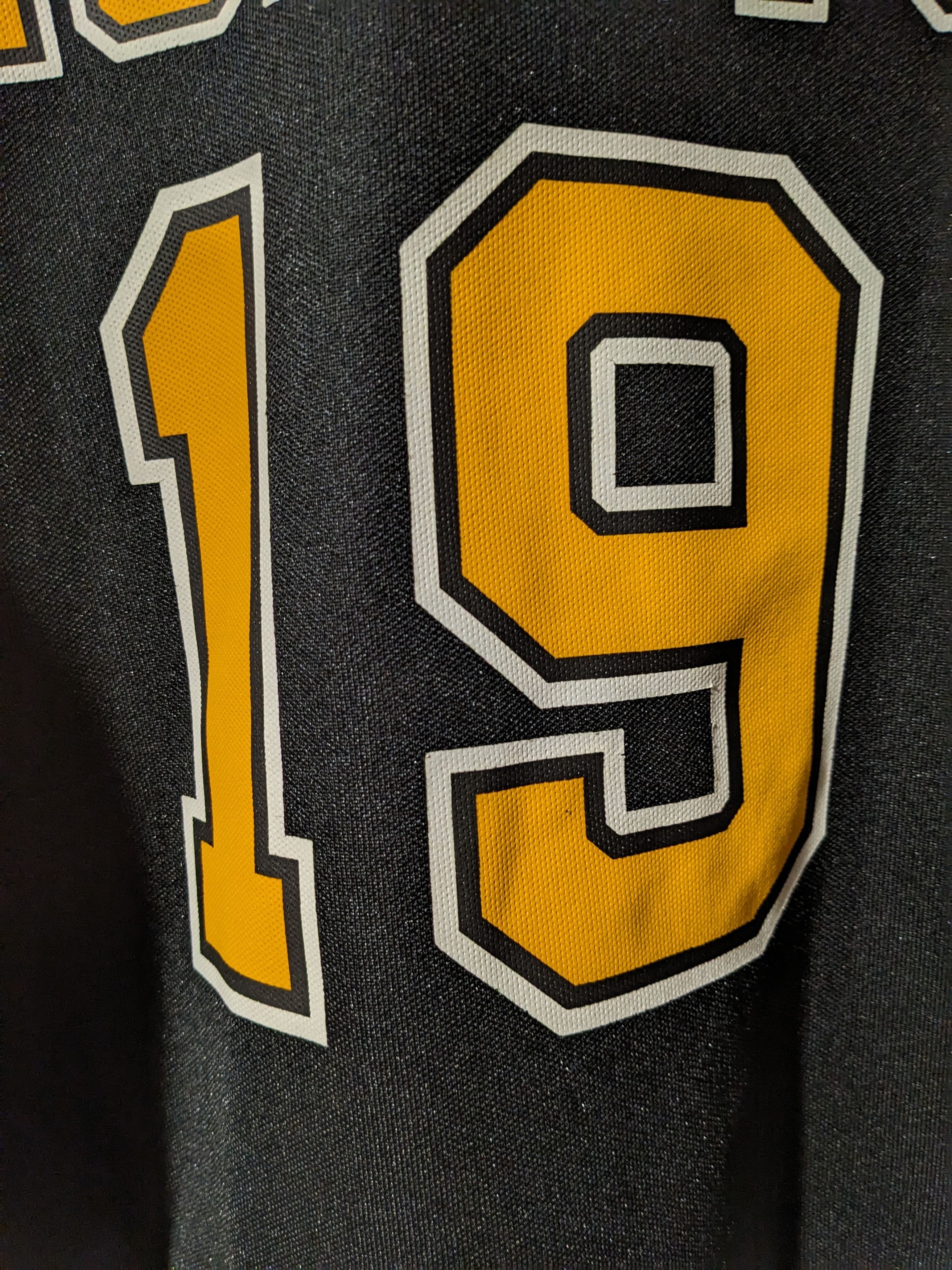 NHL Joe Thornton Boston Bruins CCM Hockey NHL YOUTH Jersey Size US XL / EU 56 / 4 - 2 Thumbnail