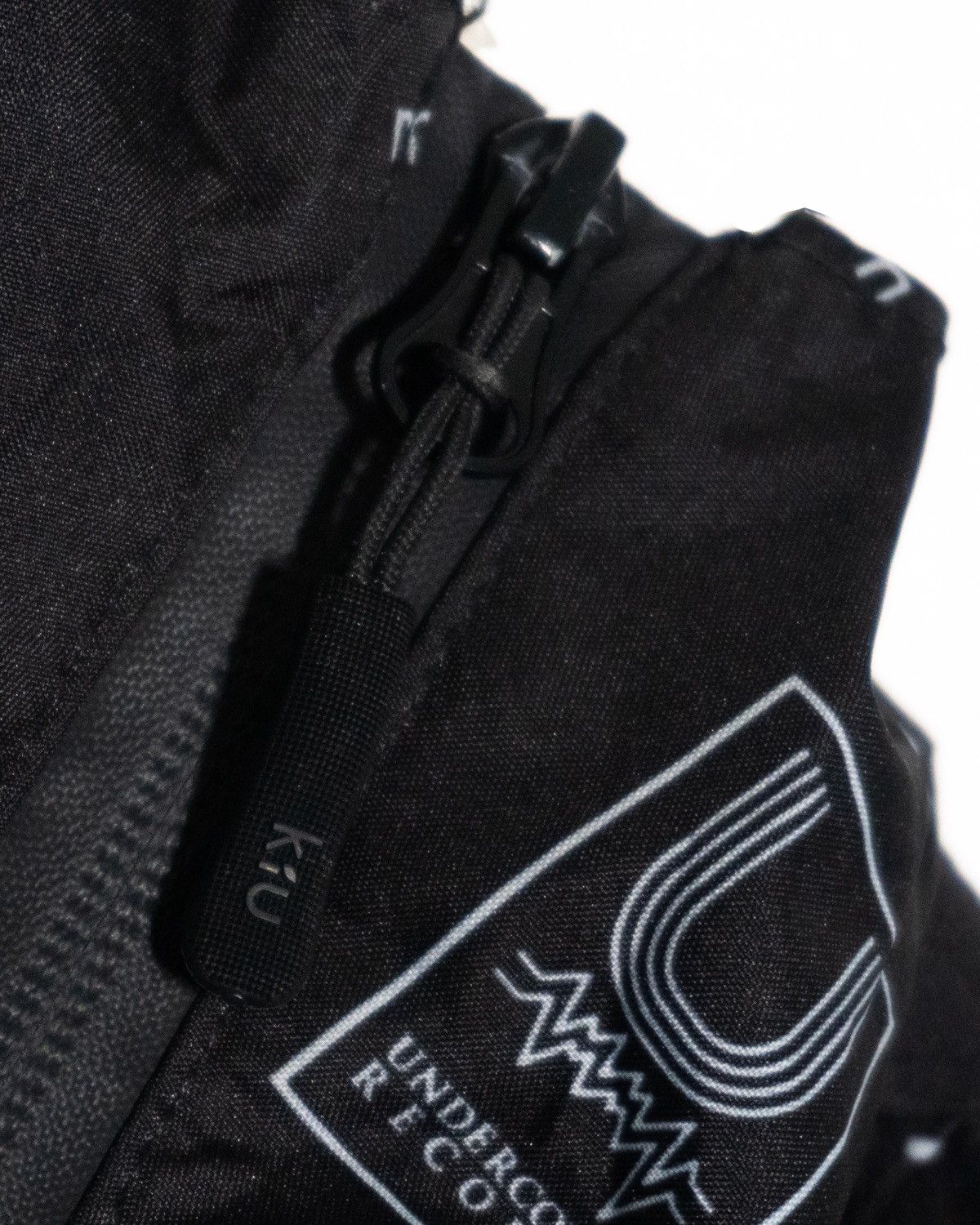 Undercover UNDERCOVER ‘PUNK FLOYD’ RAINCOAT Size US XL / EU 56 / 4 - 6 Thumbnail