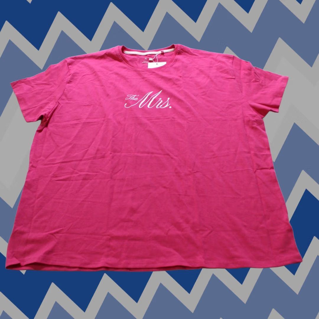 Pinko MisstoMrs T-Shirt The Mrs. Short Sleeve Crewneck AP2 Hot Pink XL Womens Pink Shirt Size XL / US 12-14 / IT 48-50 - 1 Thumbnail