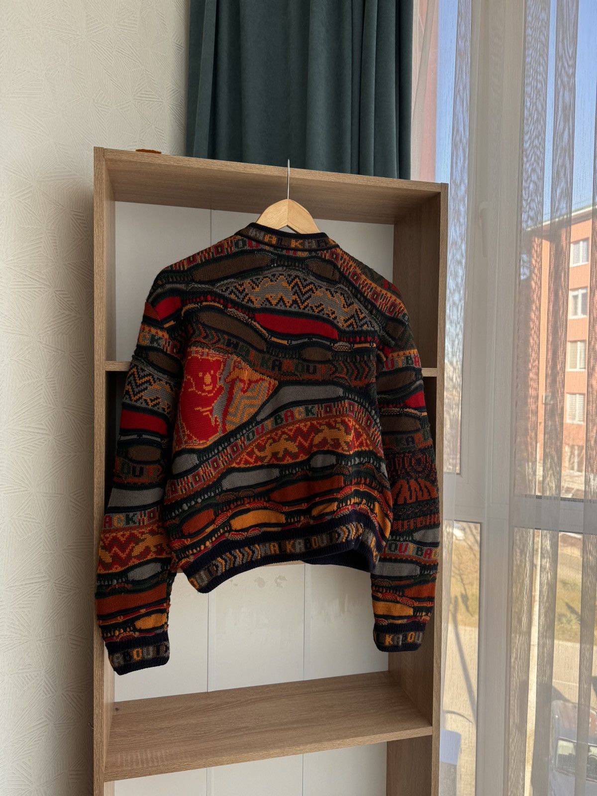 Coogi × Vintage VTG Coogi Pure New Wool Luxury 90’s Walkabout Koala Cardigan Size S / US 4 / IT 40 - 15 Thumbnail