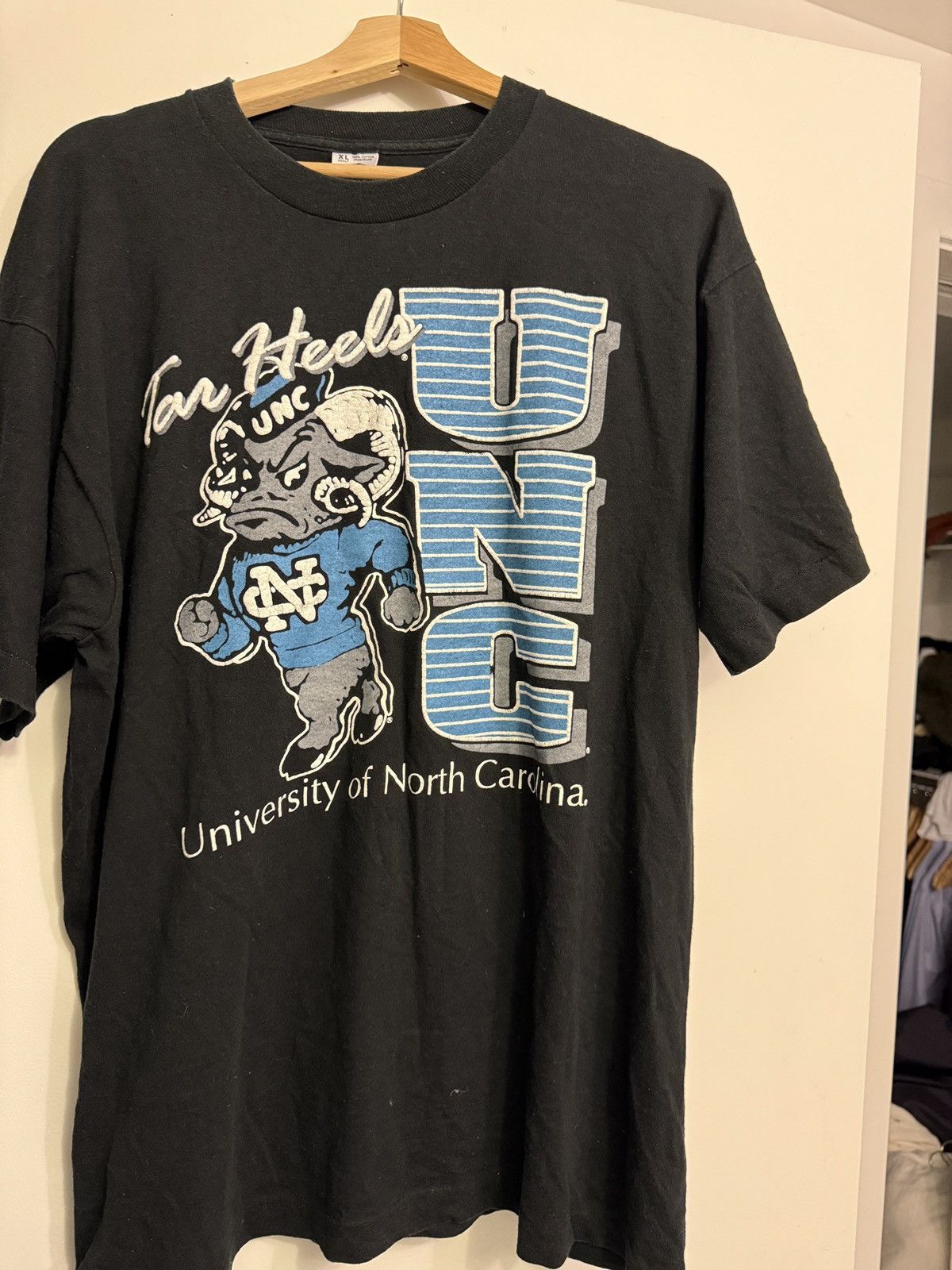 Vintage Vintage T-shirt for sale Size US XL / EU 56 / 4 - 4 Thumbnail