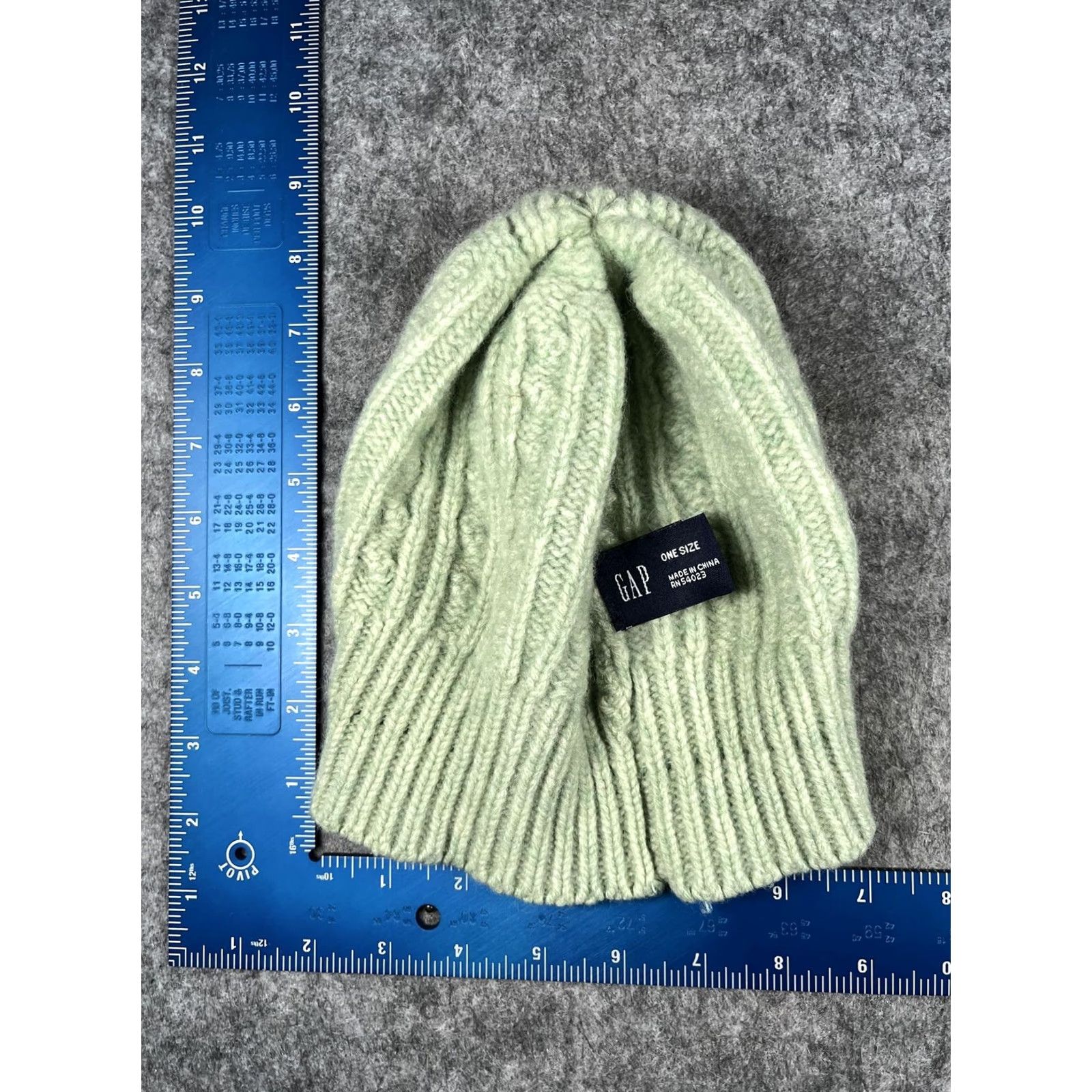 Gap VINTAGE Gap Hat Beanie Women Small Green Cable Knit Lambswool Stretch Winter Warm Size ONE SIZE - 4 Thumbnail