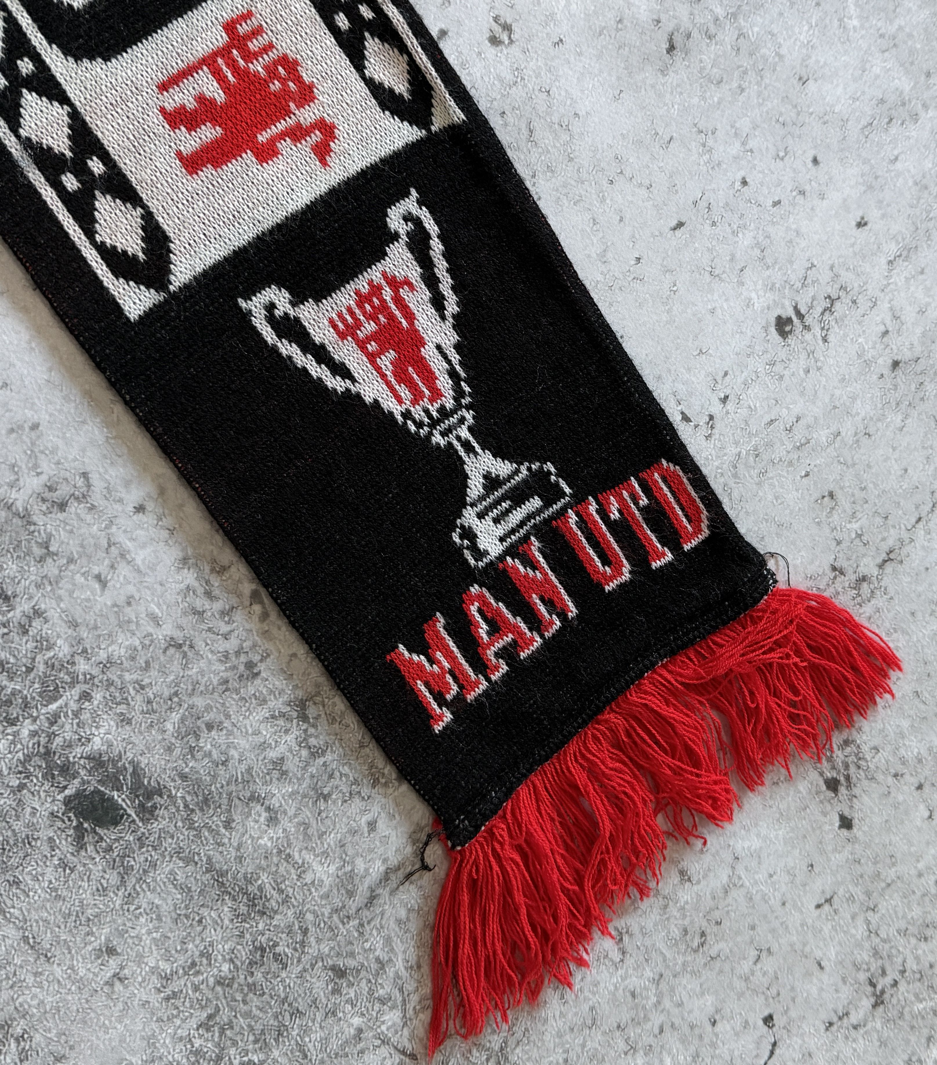 Other MANCHESTER UNITED SCARF FOOTBALL SOCCER MAN UNITED Size ONE SIZE - 4 Thumbnail