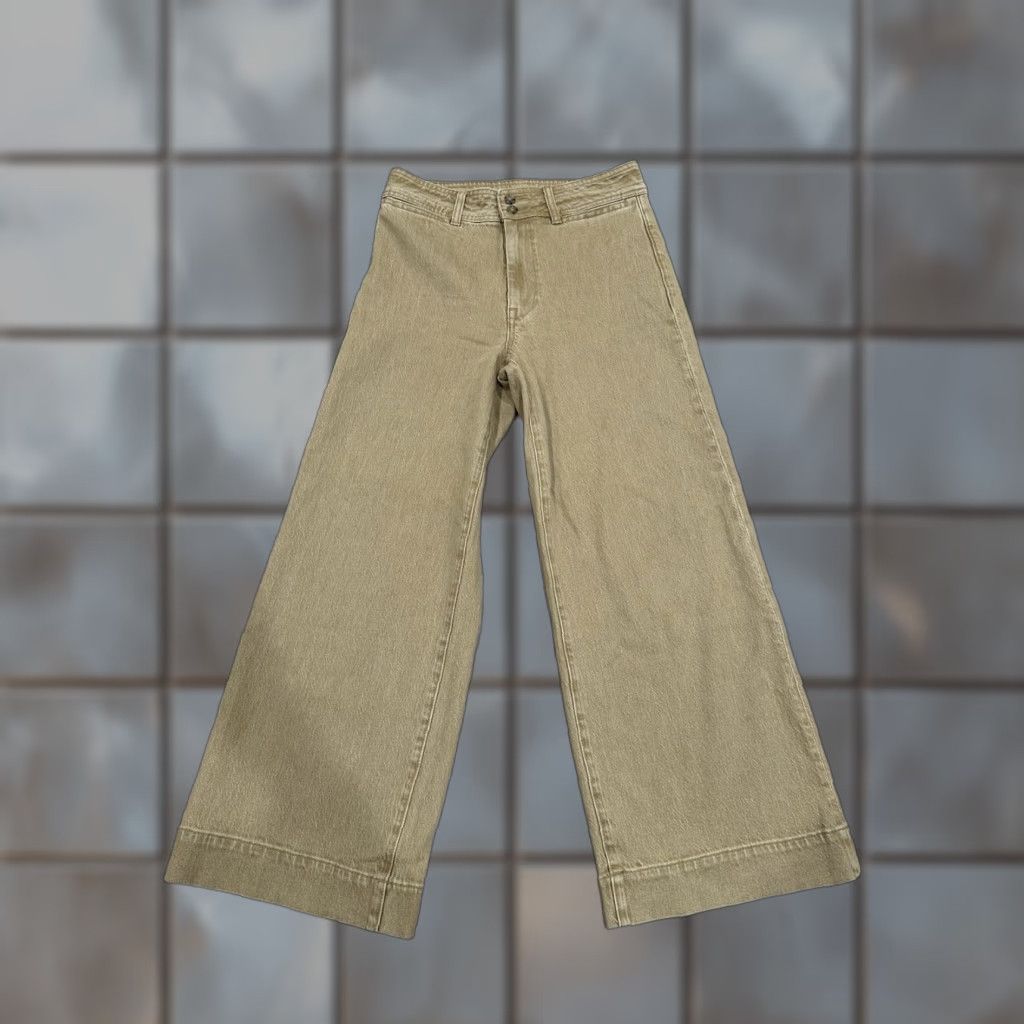 Faherty Faherty Women’s Pants in Gilded Sand Wash Wide Leg Stretch 27 Sand Womens Size 27" / US 4 / IT 40 - 1 Thumbnail