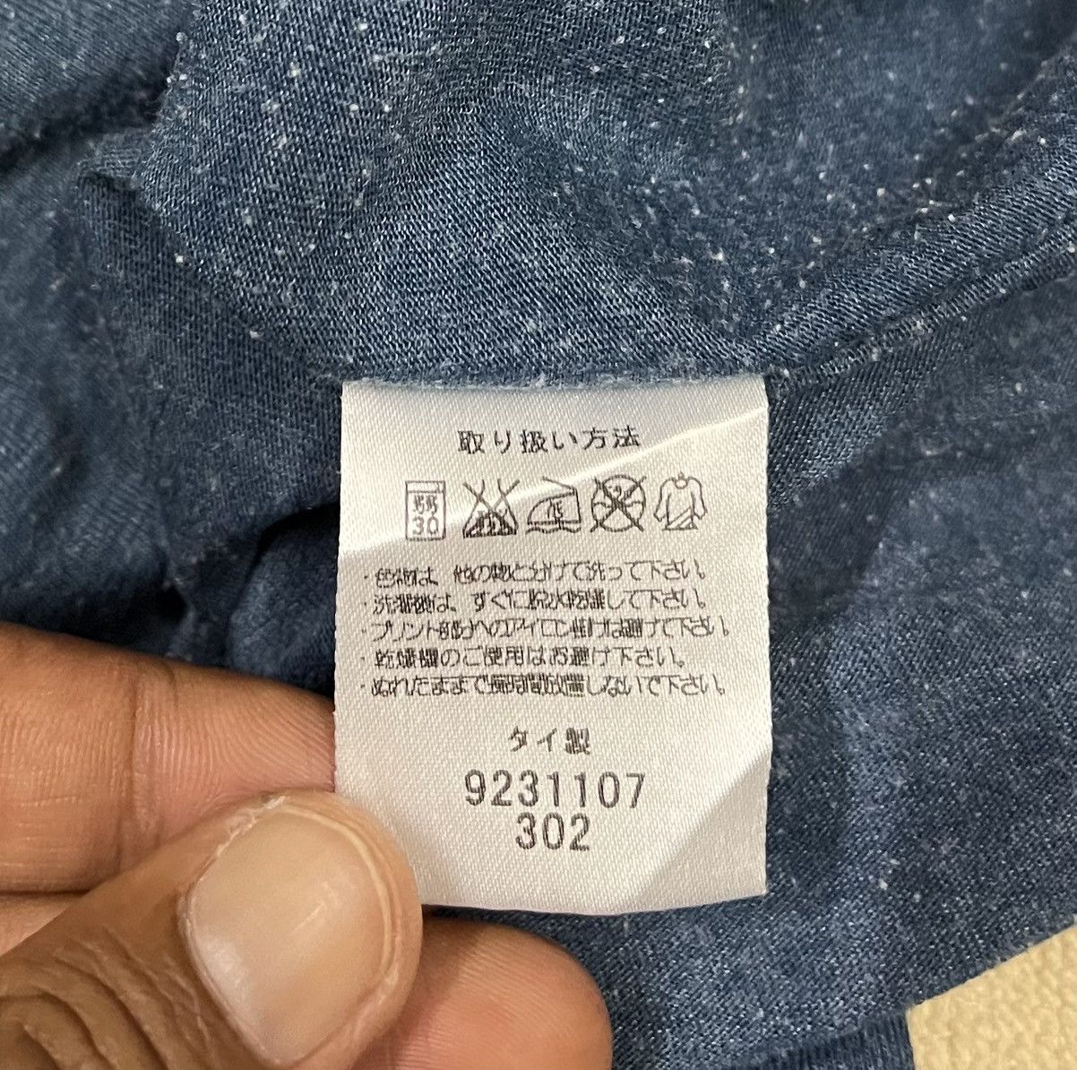 Japanese Brand ONITSUKA TIGER Long Sleeve Shirt x Rare Design Size US M / EU 48-50 / 2 - 13 Thumbnail
