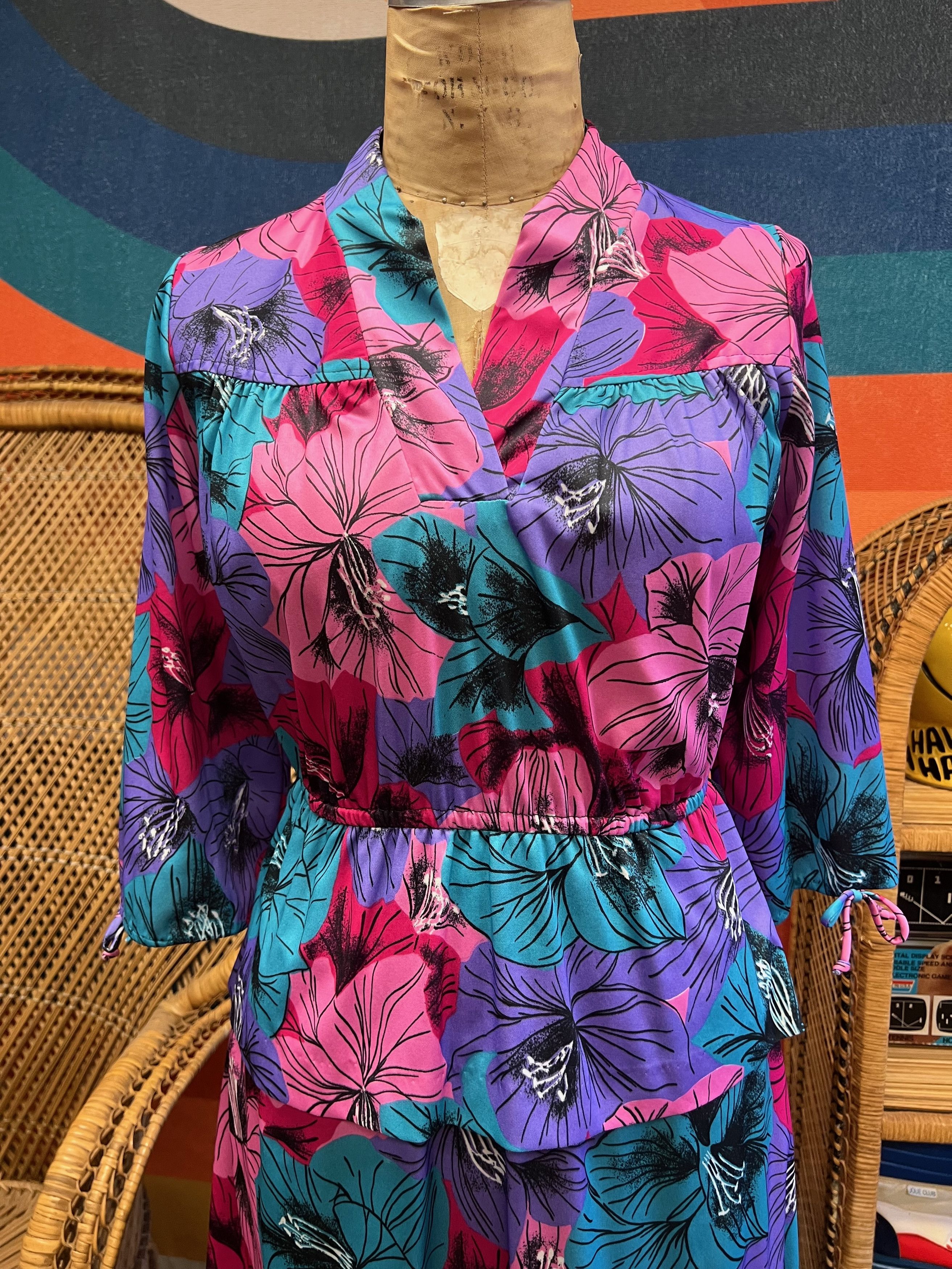 Other Vintage 1970s Floral Peplum Pink Purple Dress Size Medium Size M / US 6-8 / IT 42-44 - 2 Thumbnail