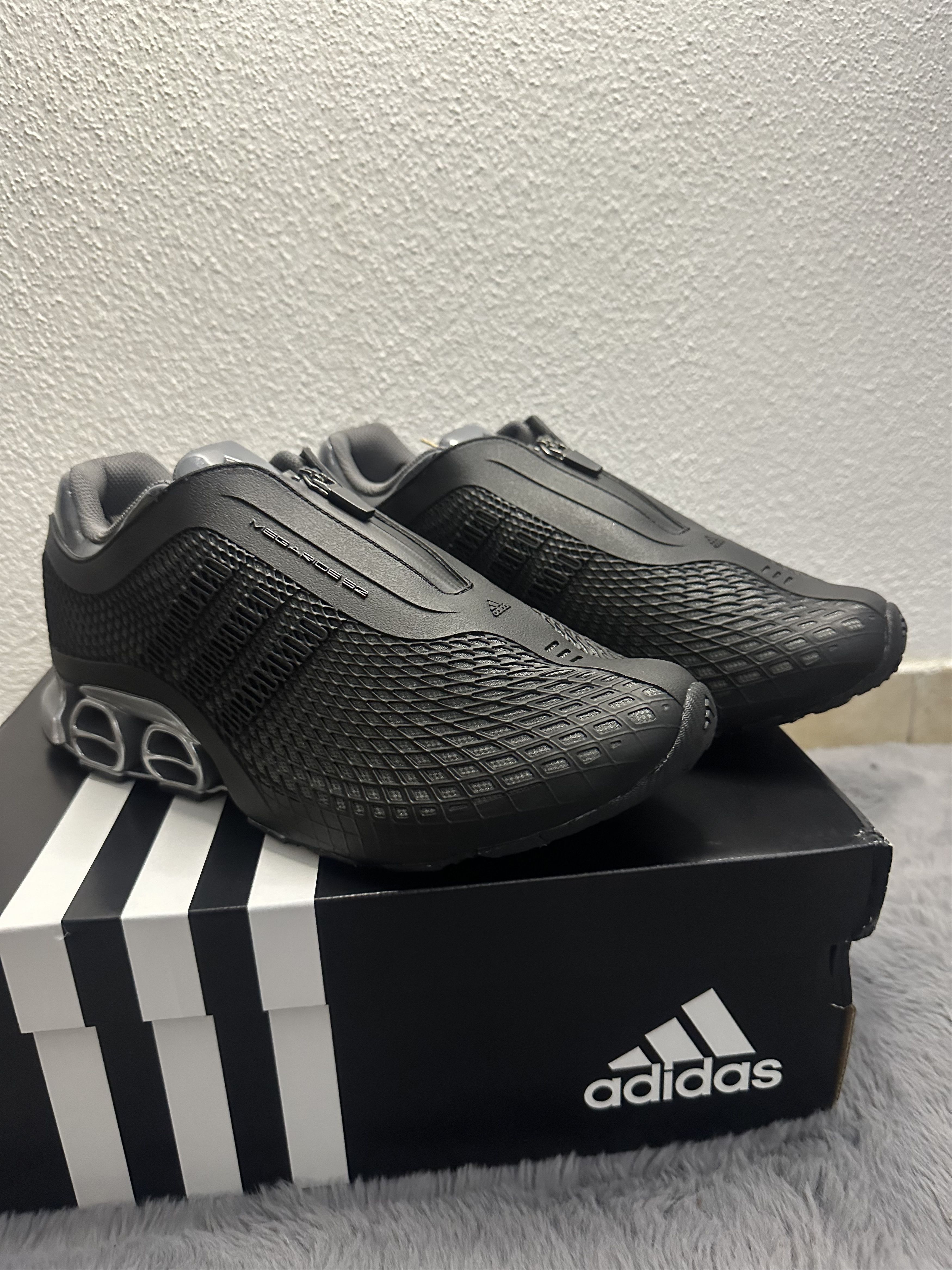 Adidas Adidas MEGARIDE S2 Size US 10 / EU 43 - 5 Thumbnail