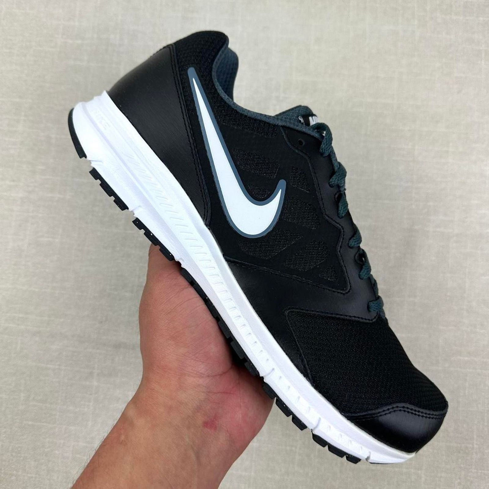 Nike 🖤 2016 Nike Downshifter 6 "Black" 10.5M Size US 10.5 / EU 43-44 - 1 Thumbnail