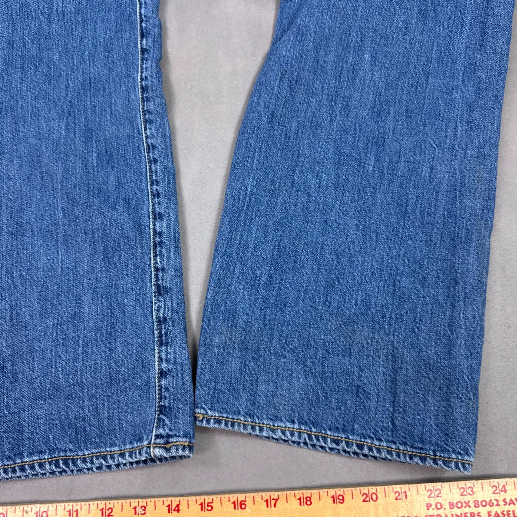 Levi's Levi's 501 Jeans Mens 40x32 Blue Denim Jeans Button Fly Vintage No Size US 40 / EU 56 - 6 Thumbnail