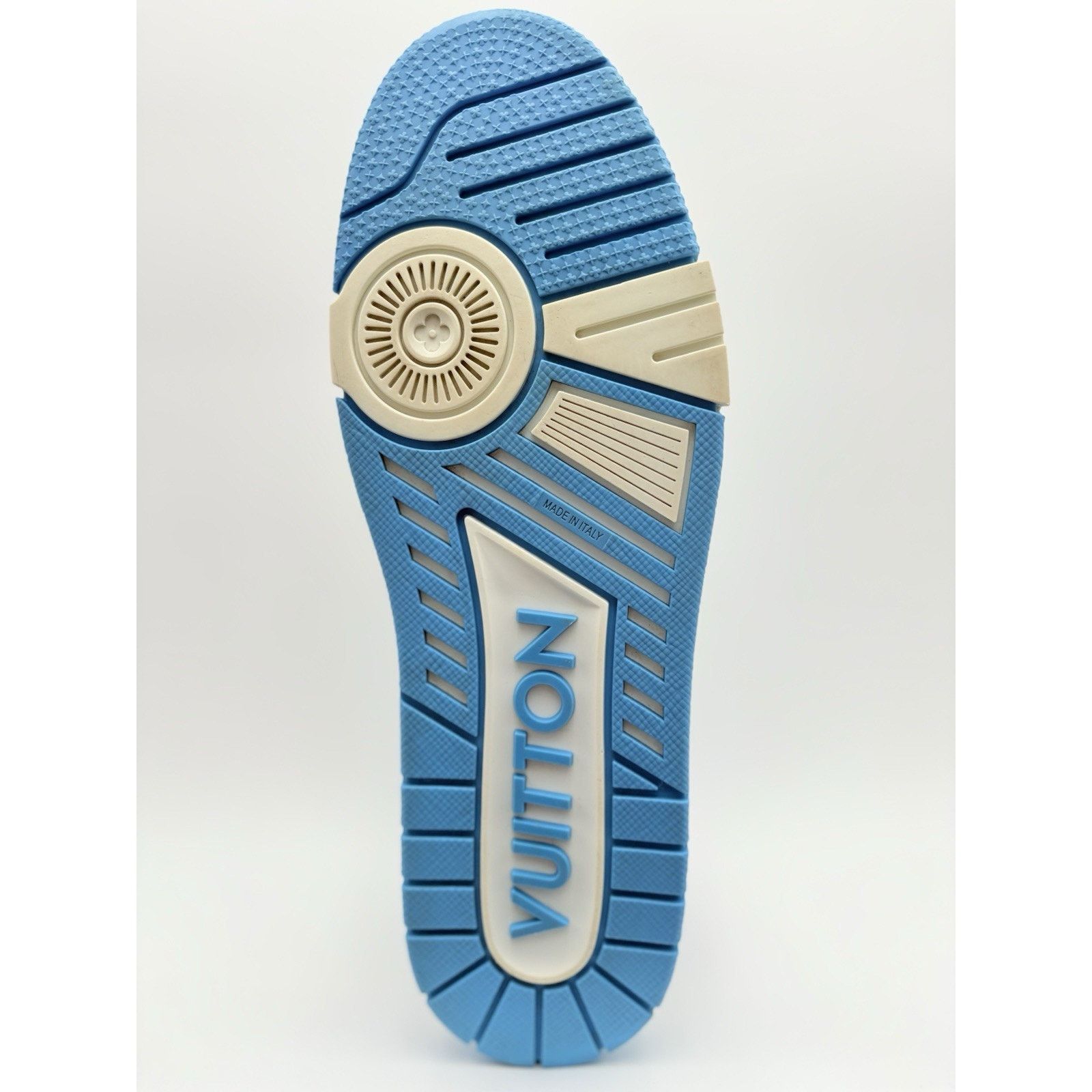 Louis Vuitton 11-11.5 US Louis Vuitton Strap Trainer ' Blue '| VERY CLEAN! Size US 11 / EU 44 - 13 Thumbnail
