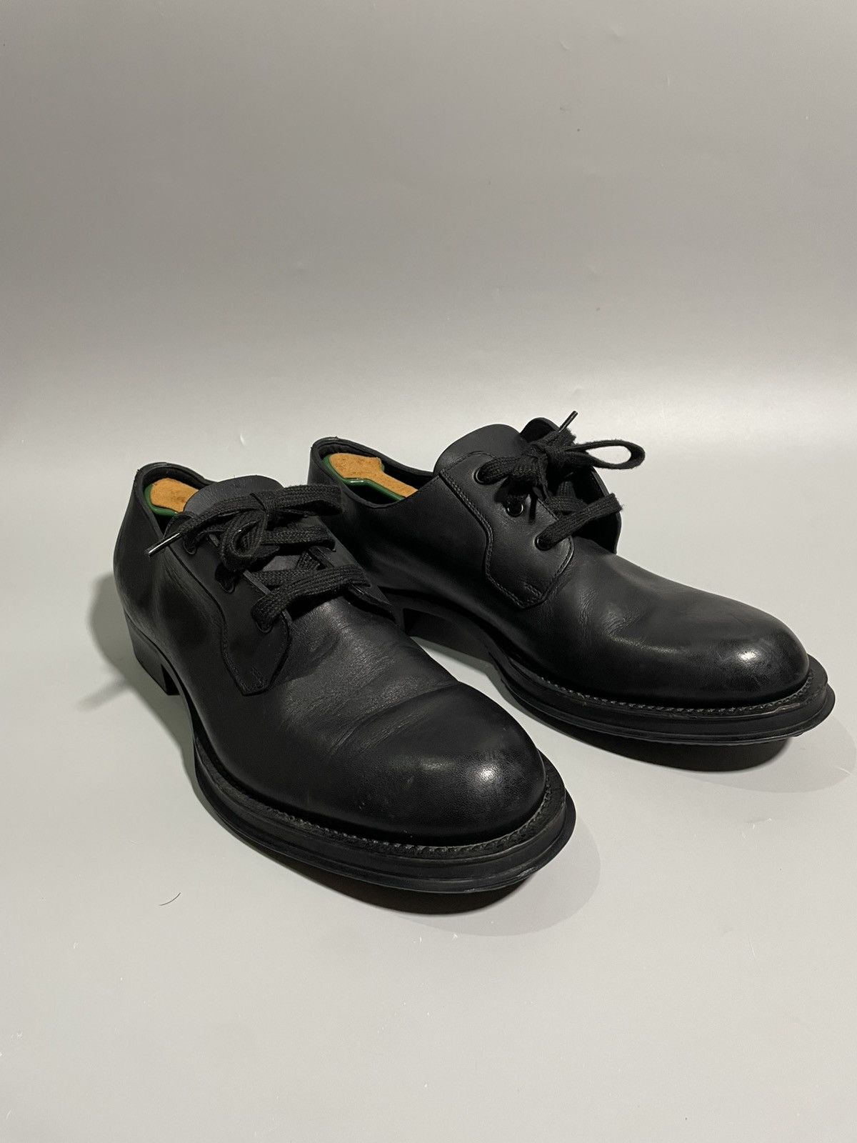 Prada Mens Welt-Sewn Black Leather Lace Up Derby Shoes
