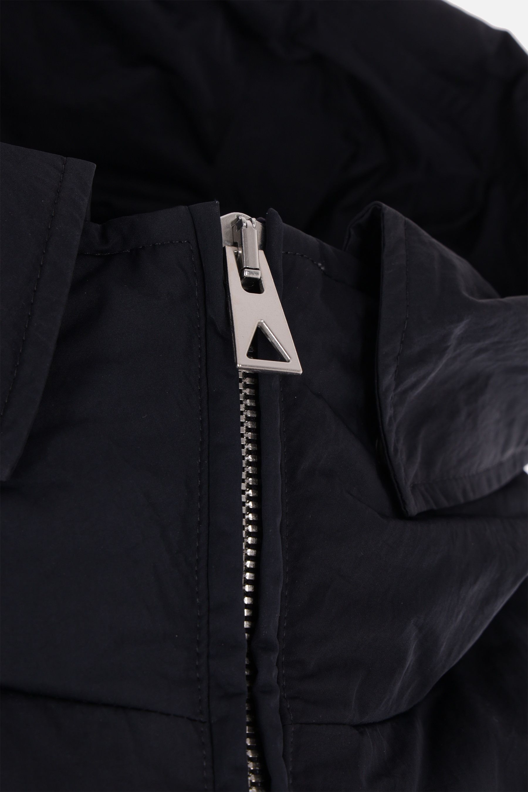 Bottega Veneta o1n1vont0125 Tech Nylon Puffer Jacket in Navy Size US M / EU 48-50 / 2 - 3 Thumbnail