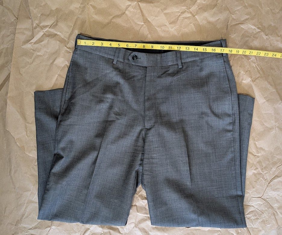 Austin Reed Austin Reed men's grey flat front 100% wool dress trousers Size US 34 / EU 50 - 6 Thumbnail