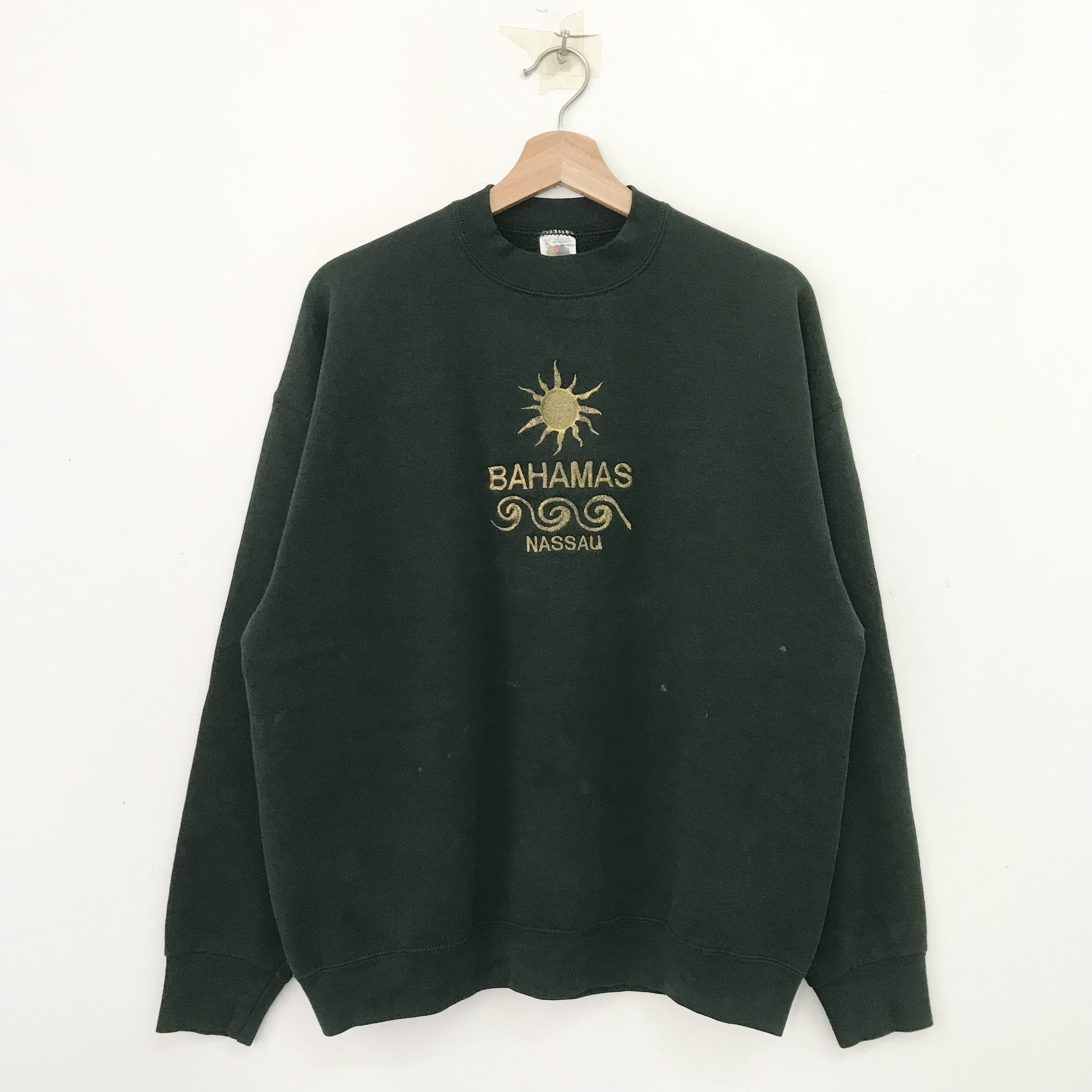 Japanese Brand Vintage Nassau Bahamas Green - 165 Size US L / EU 52-54 / 3 - 1 Thumbnail