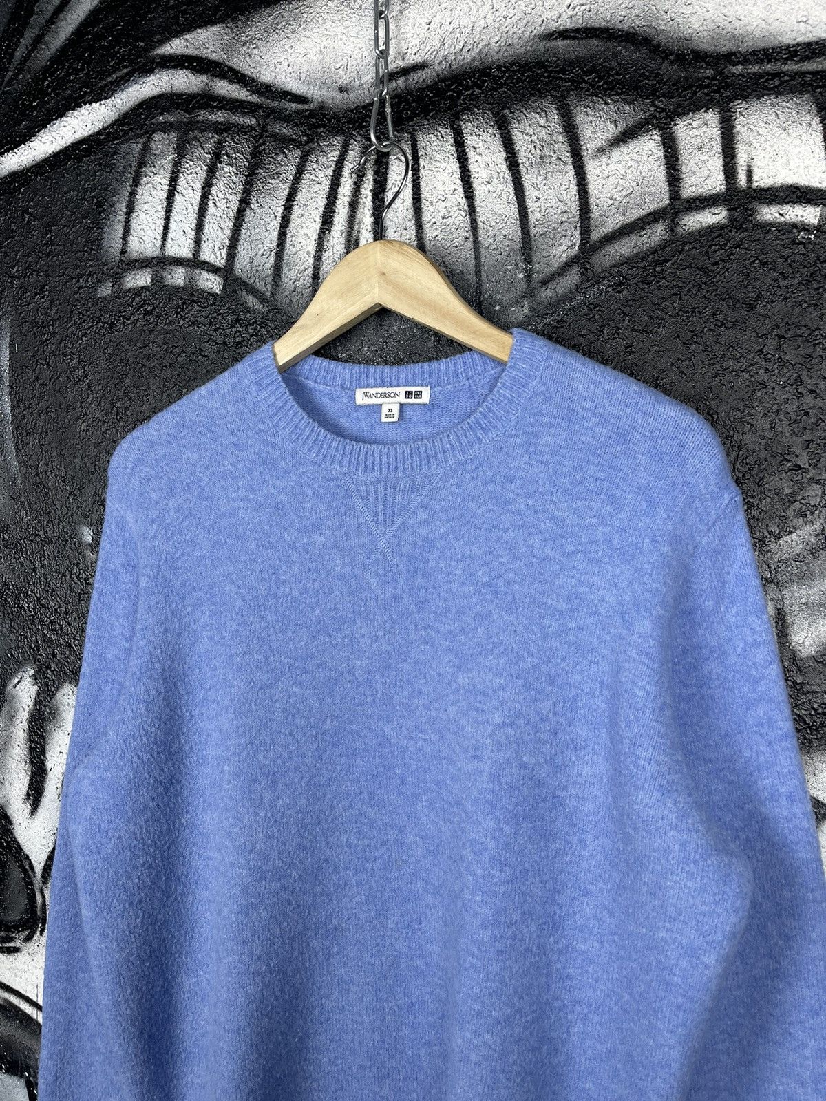 JW Anderson × Japanese Brand × Uniqlo Uniqlo x J.W. Anderson Souffle Yarn Crew Neck Sweat Woman’s Size XS / US 0-2 / IT 36-38 - 3 Thumbnail