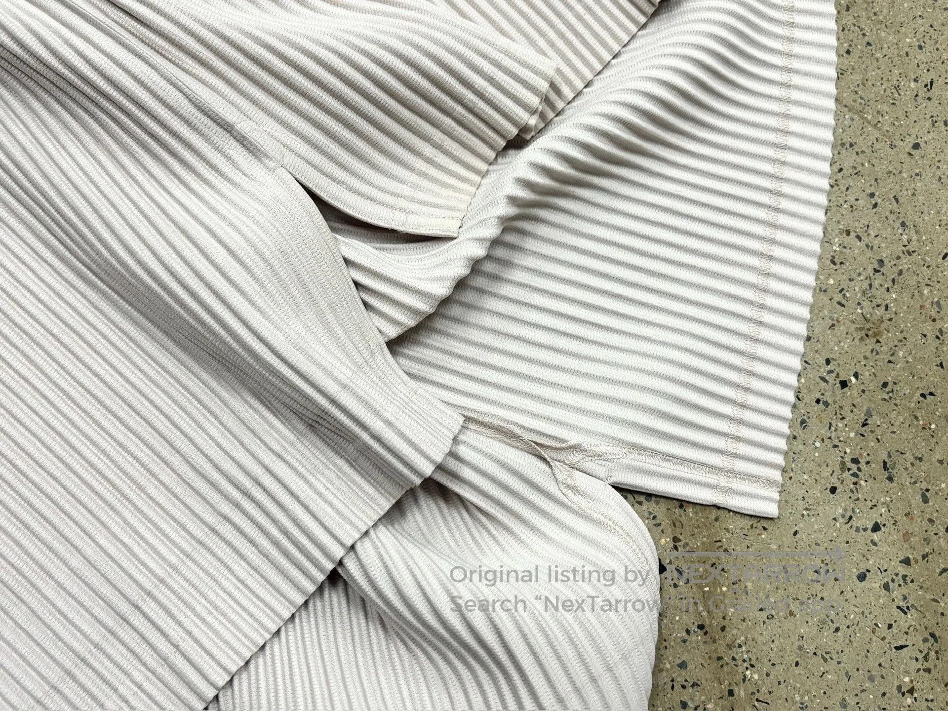Issey Miyake Issey Miyake Pleated Short. Size US XL / EU 56 / 4 - 8 Thumbnail