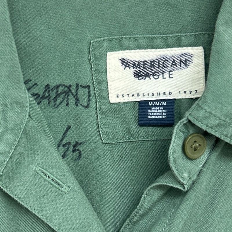 American Eagle Outfitters 2 New American Eagle Womens Medium Button Up Collared Shirts Size M / US 6-8 / IT 42-44 - 4 Thumbnail