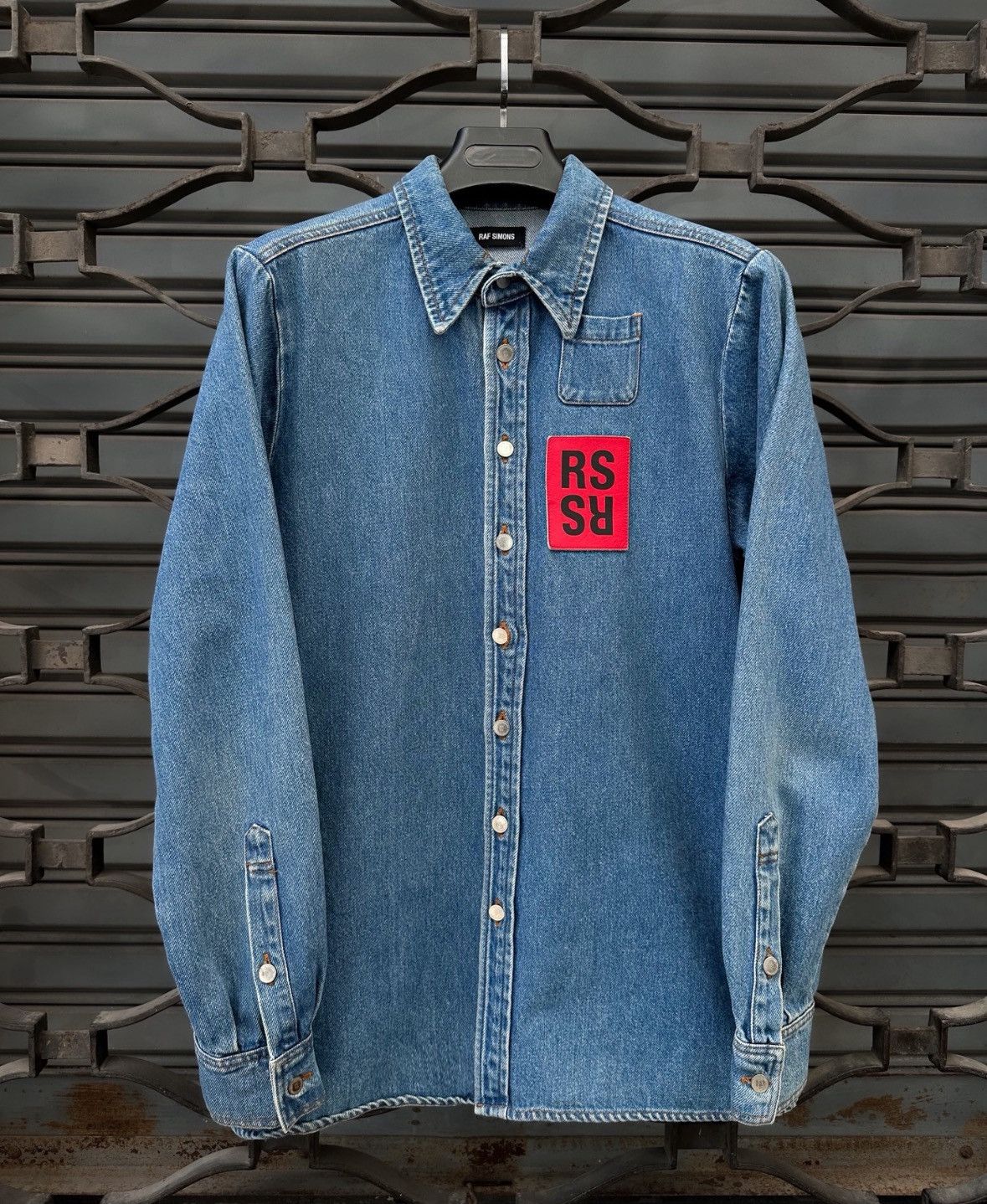 Raf Simons Raf Simons oversize denim shirt.-2505 Size US L / EU 52-54 / 3 - 1 Thumbnail