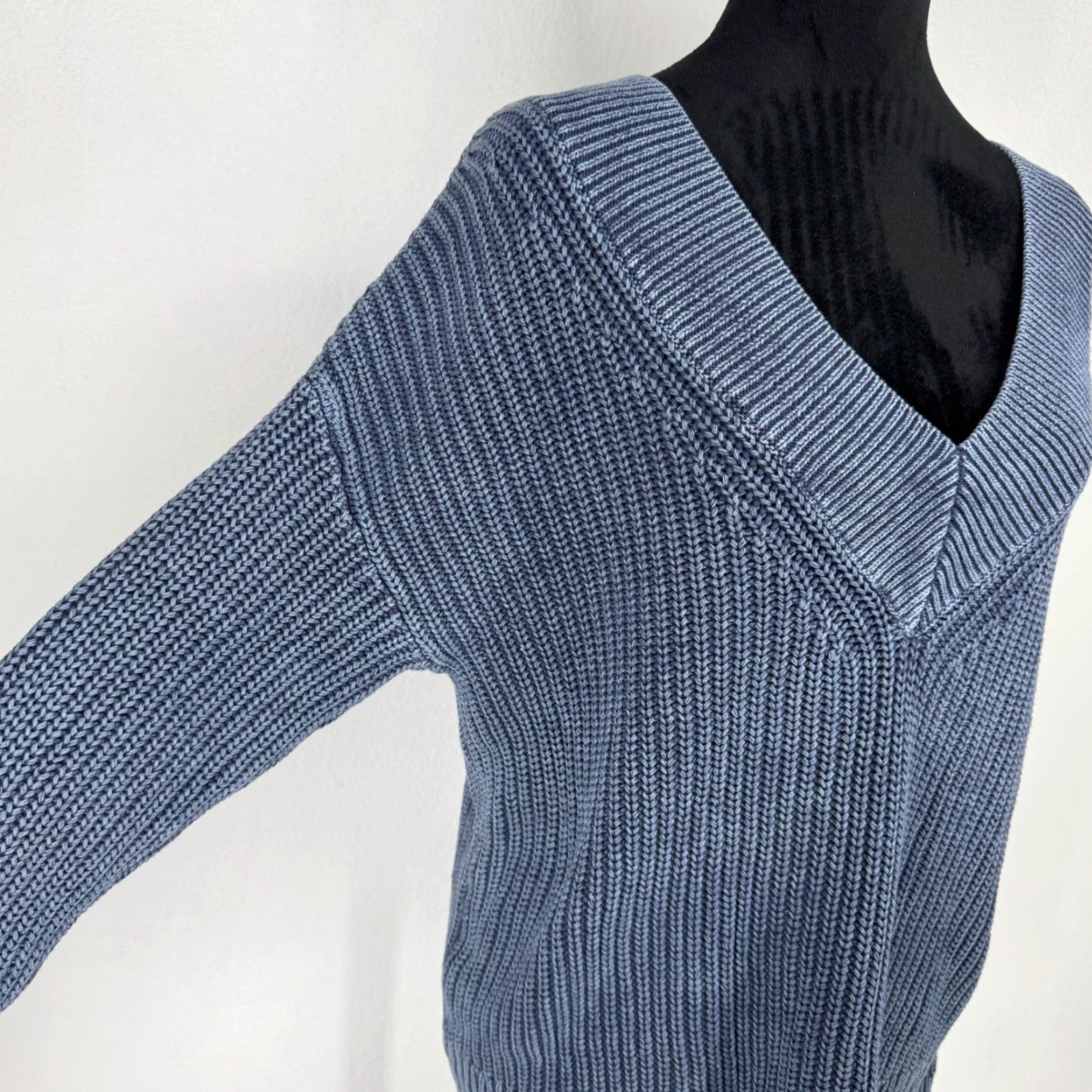 Vintage Aerie Womens Chunky Knit Oversized Sweater S V Neck Blue Cozy Cotton Granola Size S / US 4 / IT 40 - 5 Thumbnail