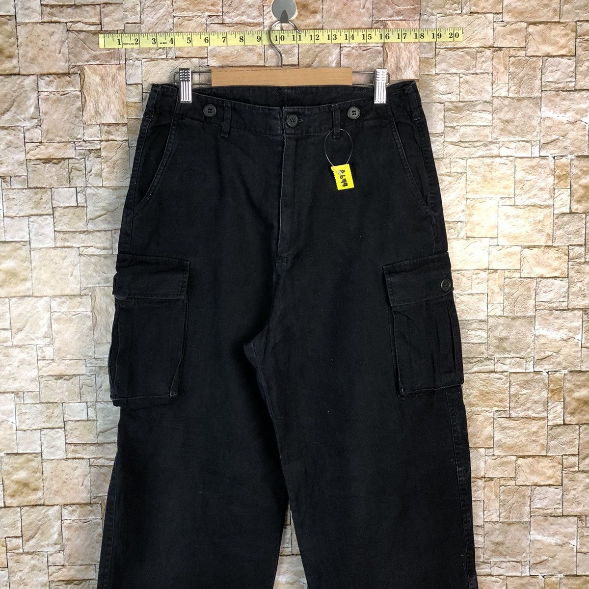 Japanese Brand Japanese Brand Black Cargo Multipocket Pants #A644 Size US 28 / EU 44 - 2 Thumbnail