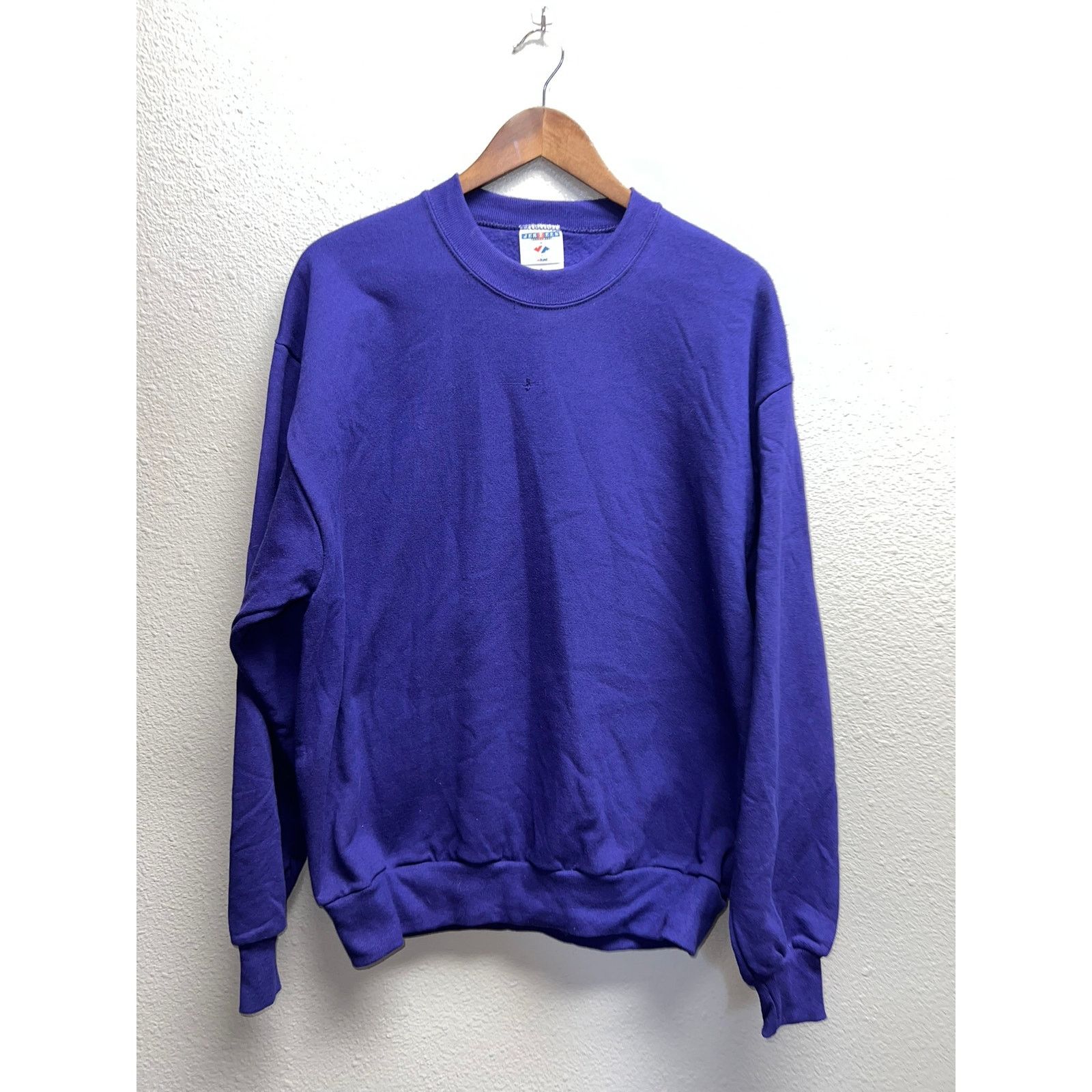 Vintage Vintage Purple Blank Sweatshirt Crewneck Jerzees 90s VTG L Size US L / EU 52-54 / 3 - 1 Thumbnail