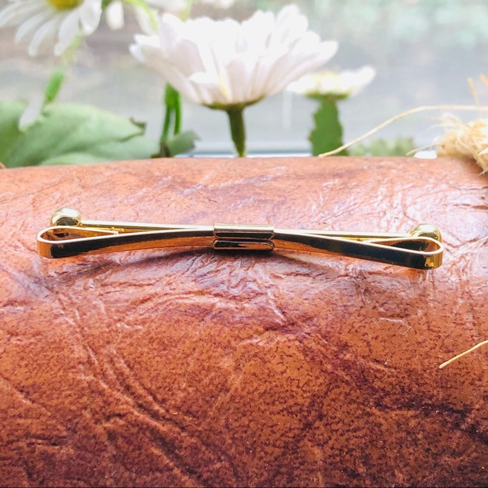 Vintage Vintage men’s gold plated bow tie collar bar pin Size ONE SIZE - 2 Thumbnail