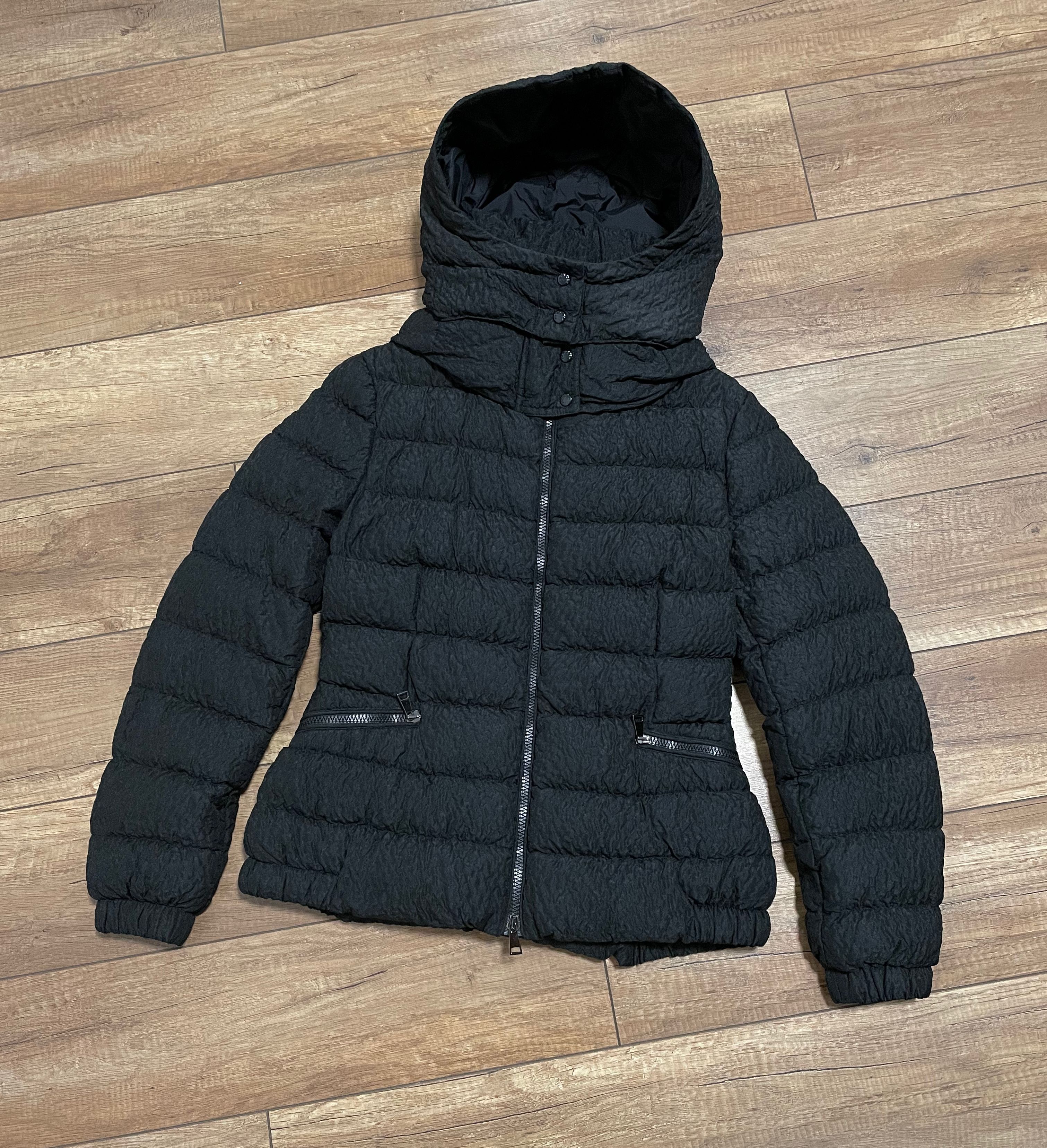 Moncler Moncler Women's Black Down Hooded Jacket Size S / US 4 / IT 40 - 4 Thumbnail