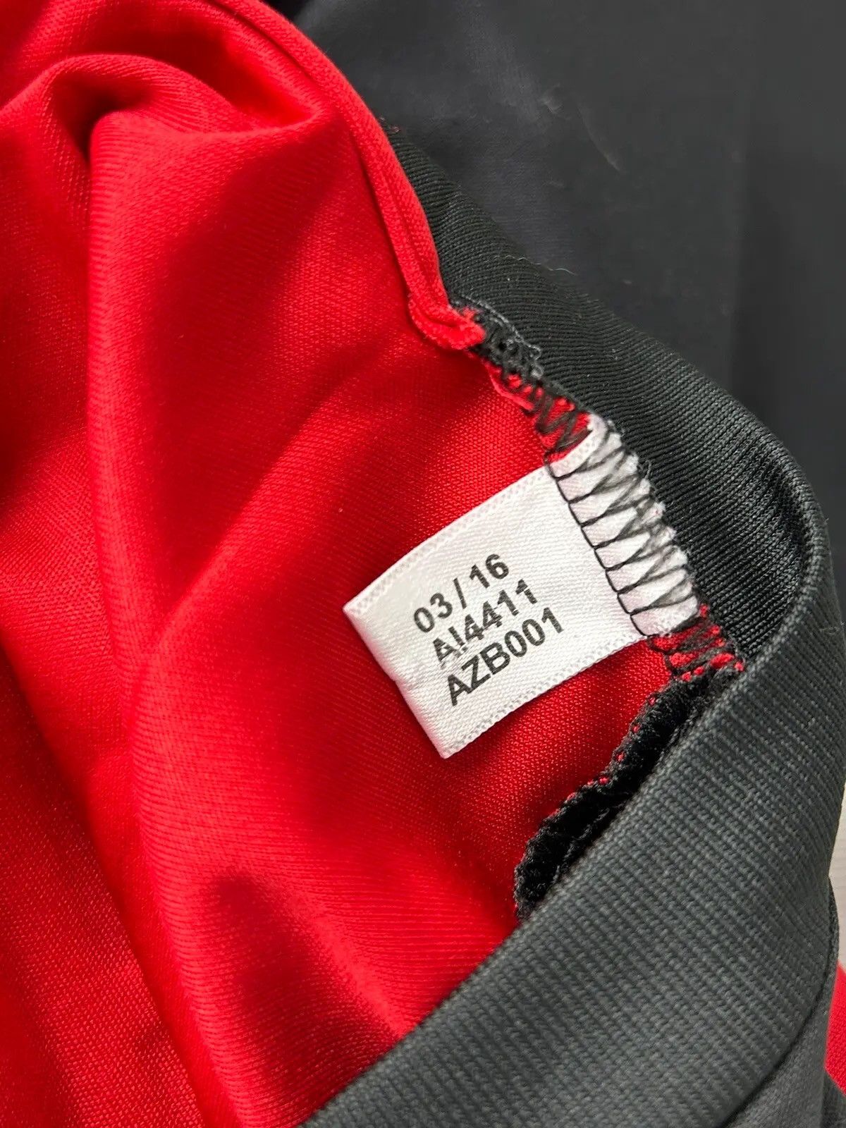 Adidas Adidas Belgium #11 Yannick Carrasco 2016/17 Home Kit Jersey Size US L / EU 52-54 / 3 - 12 Thumbnail