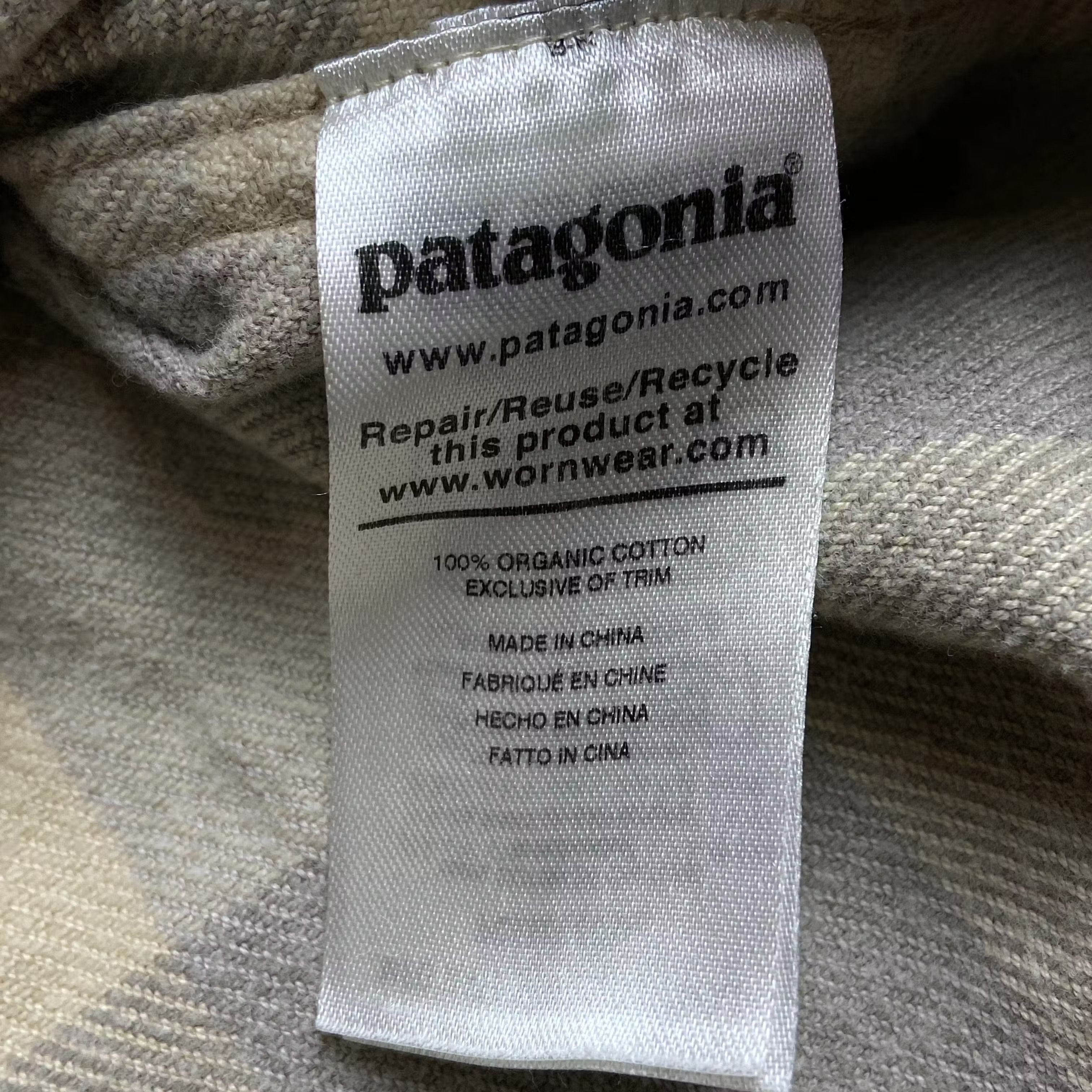 Patagonia Mens Shirt Long Sleeve Patagonia Size L Organic Cotton Size US L / EU 52-54 / 3 - 7 Thumbnail