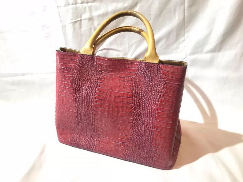 Vivienne Westwood Vivienne Westwood size os Mid-old pink crocodile leather Sa Size ONE SIZE - 2 Thumbnail