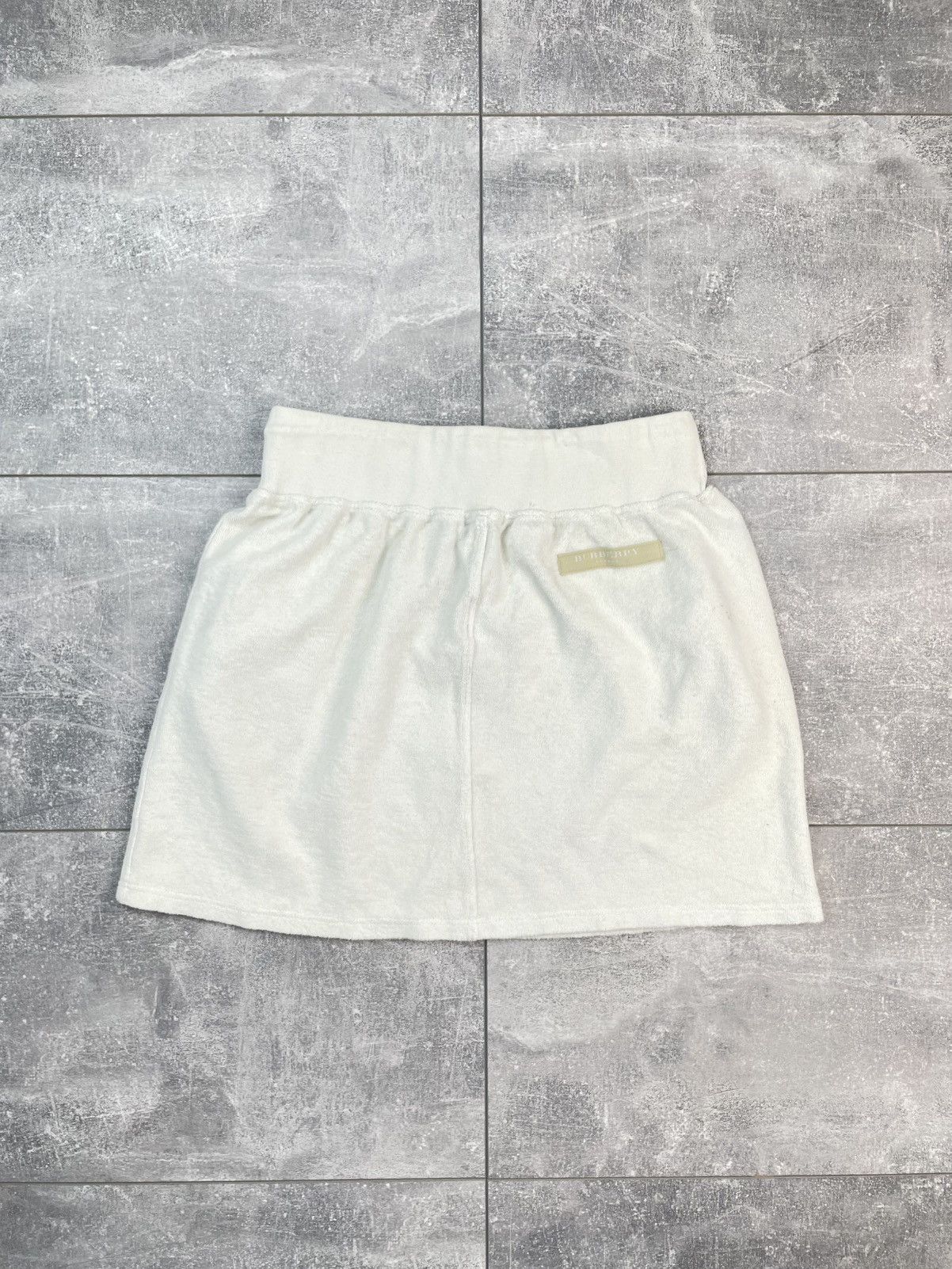 Burberry Burberry Tennis Skirts Size 30" / US 8 / IT 44 - 1 Thumbnail