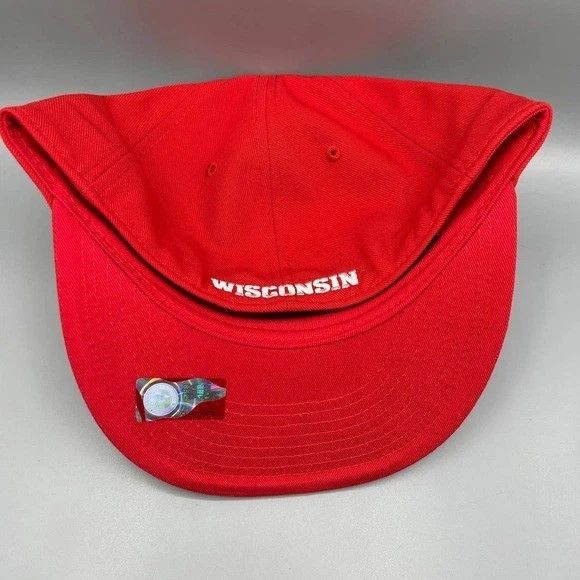 Other Wisconsin Badgers Hat Men 7 3/8 Embroidered Fanatics Fitted Size ONE SIZE - 3 Thumbnail