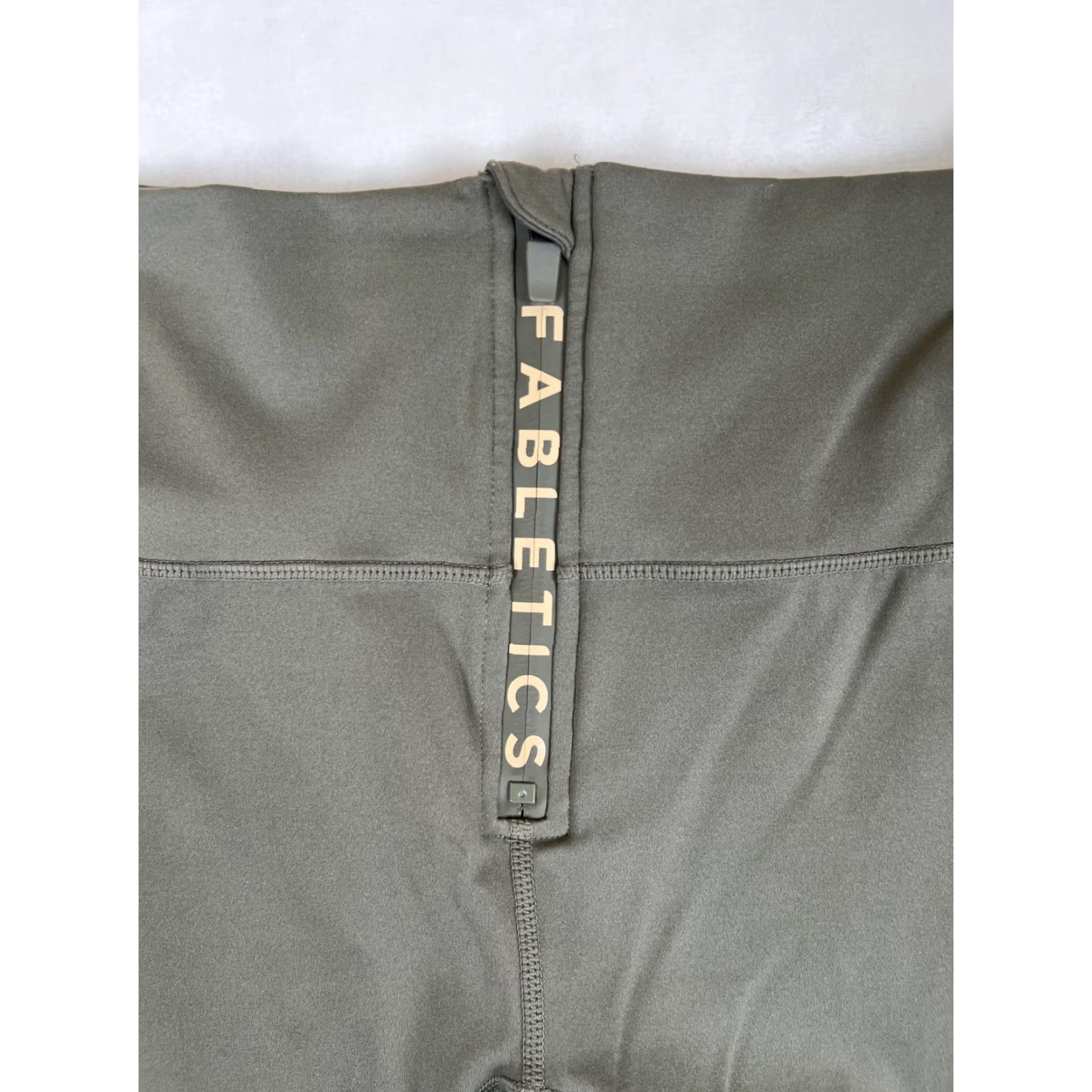 Fabletics Fabletics Leggings Womens Small Green Motion365 High Waisted Athletic Yoga Pants Size 28" / US 6 / IT 42 - 4 Thumbnail